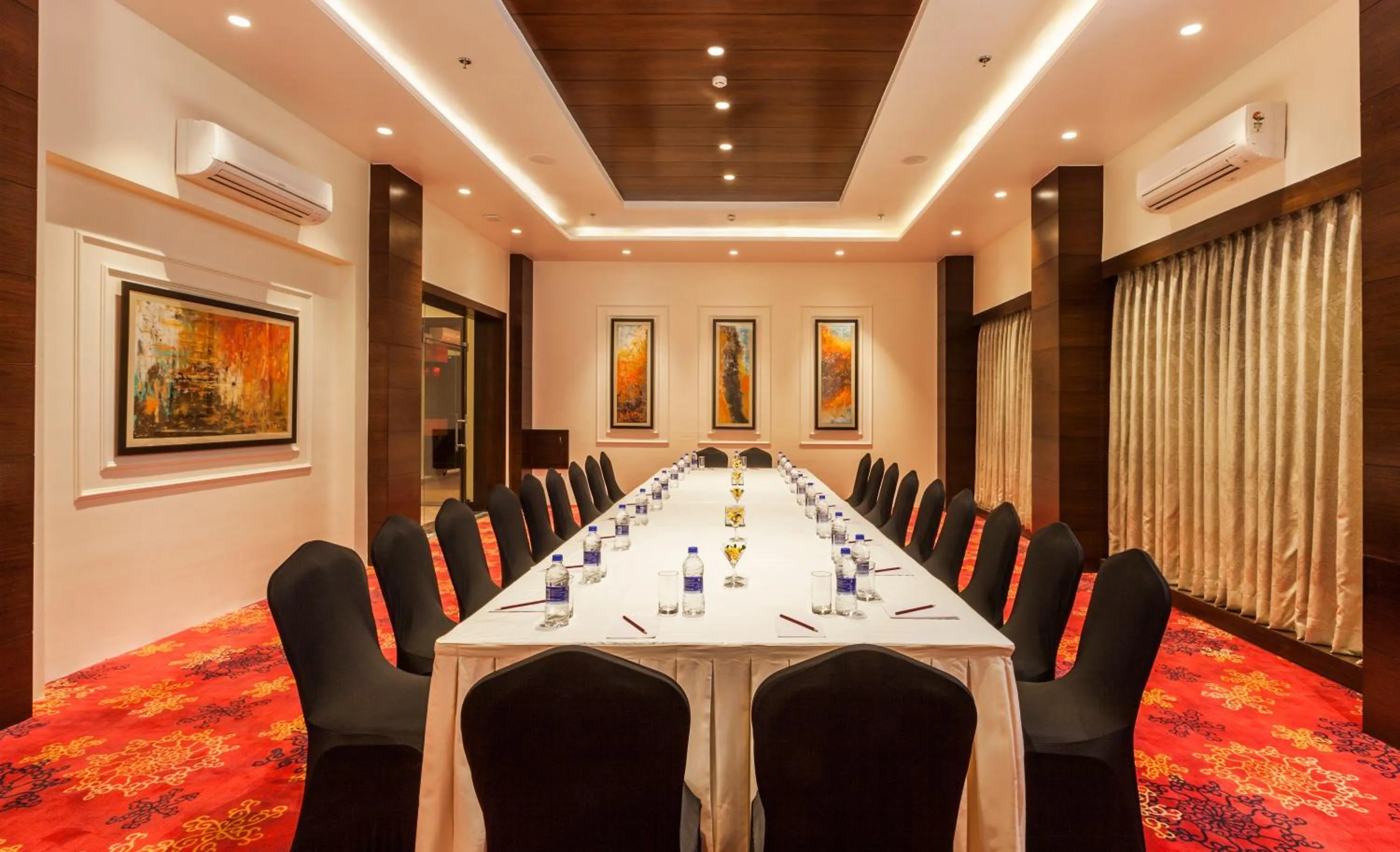 Business facilities in Red Fox by Lemon Tree Hotels, Alwar