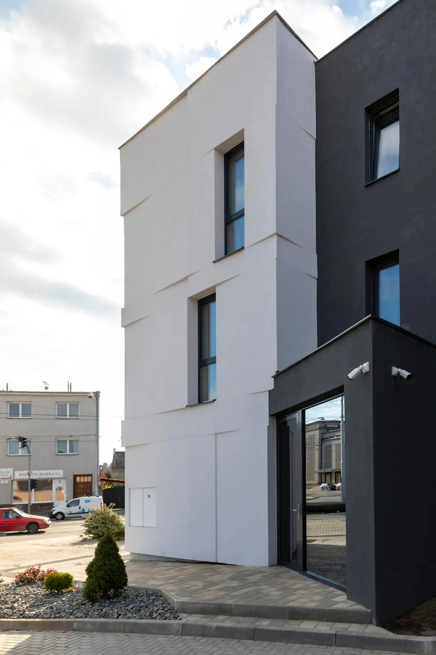 Property building in 4 SMART HOTEL