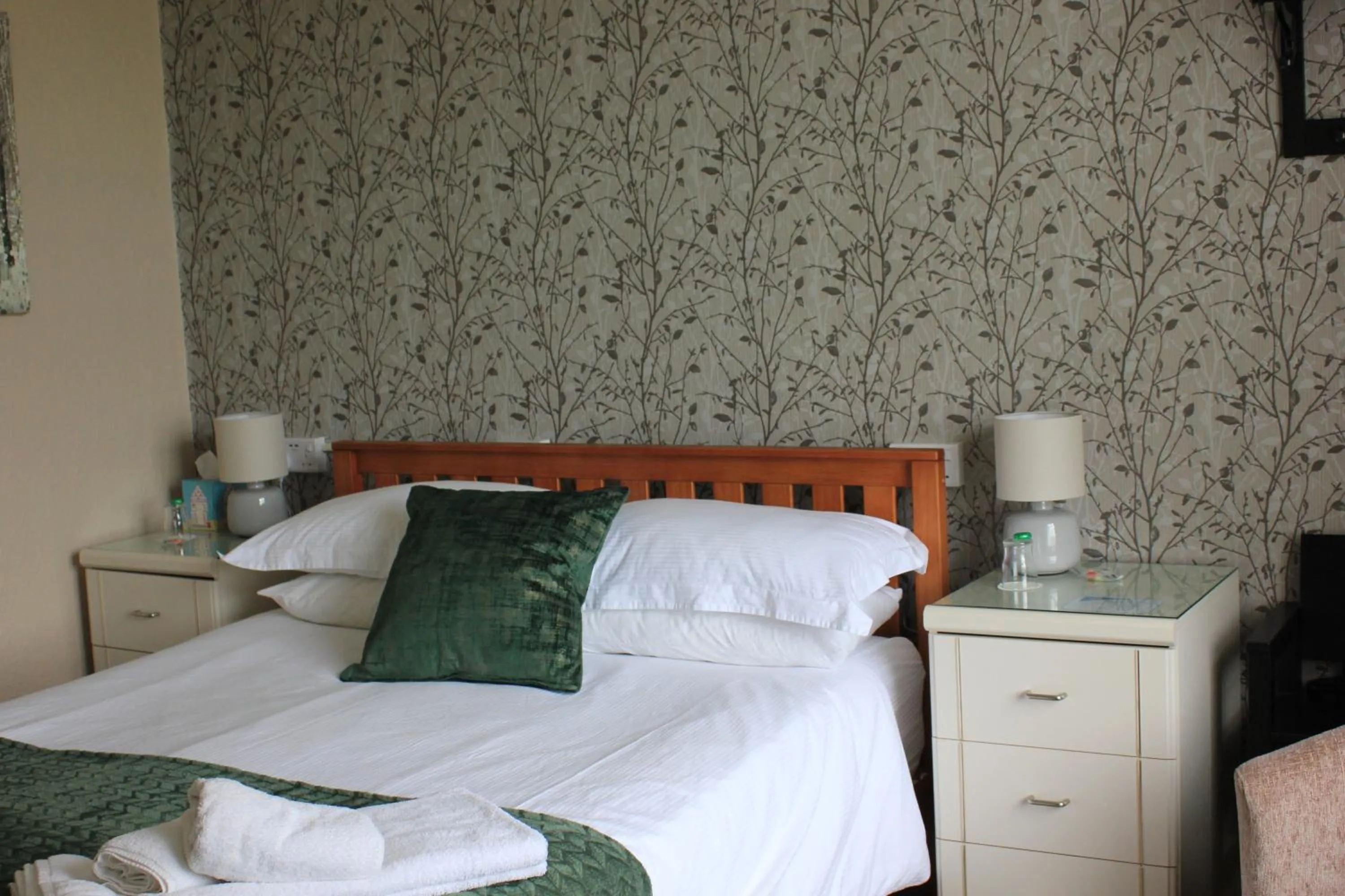 Bed in Merritt Guest House B&B