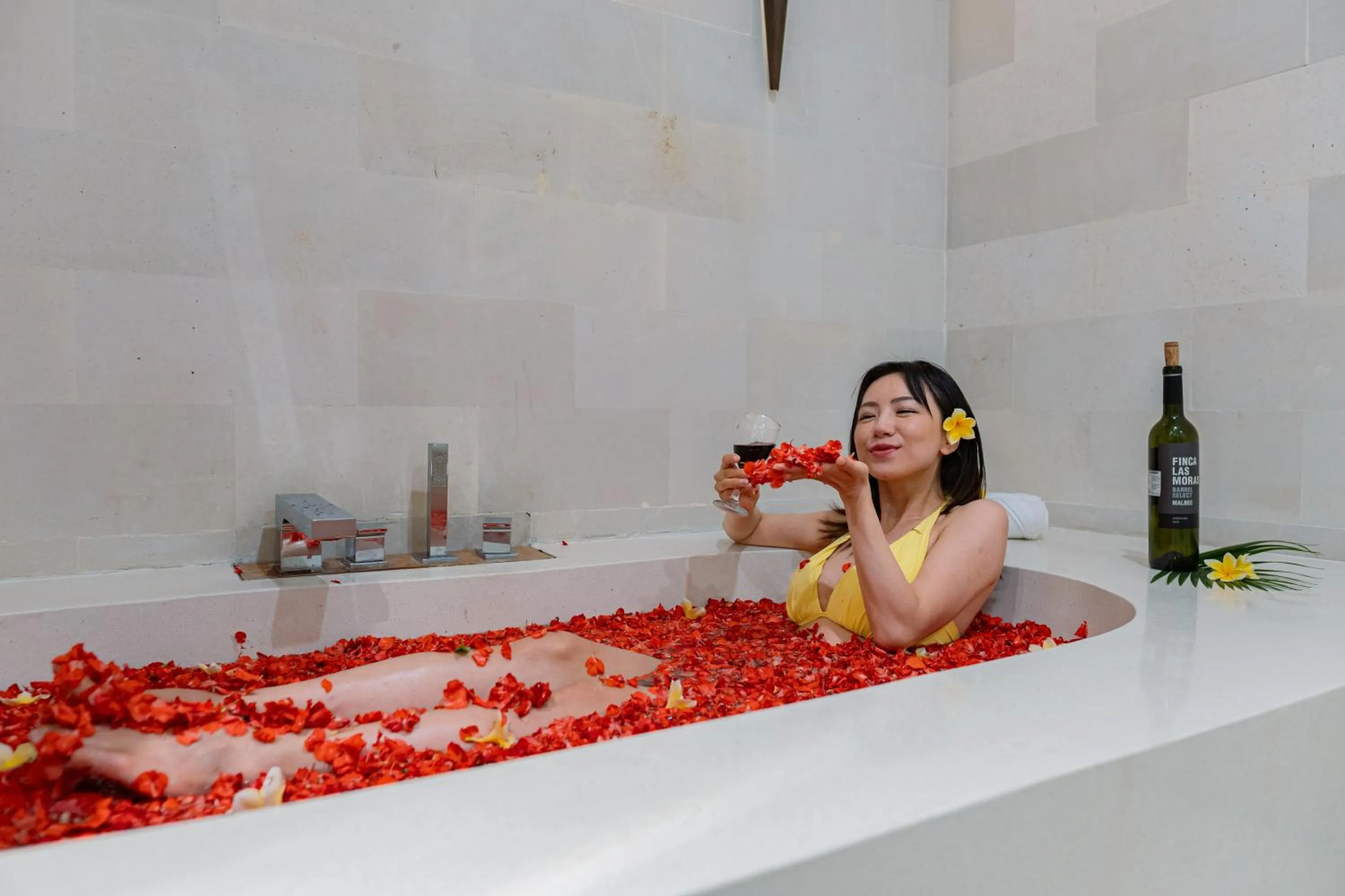 Food and drinks in Luxury - Villa K - Central Seminyak