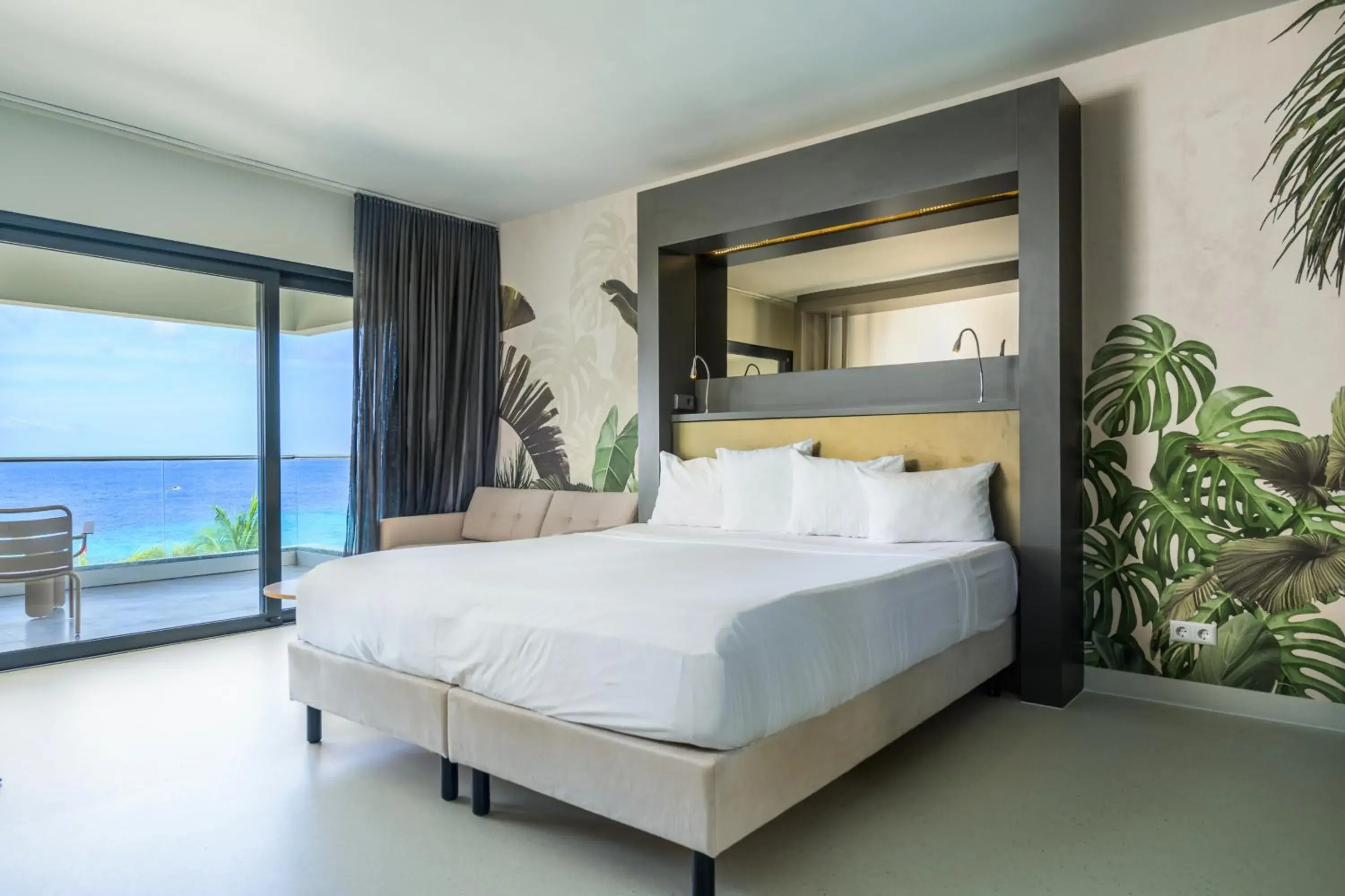 Bedroom, Bed in Papagayo Beach Hotel Bedroom, Bed in Papagayo Beach Hotel
