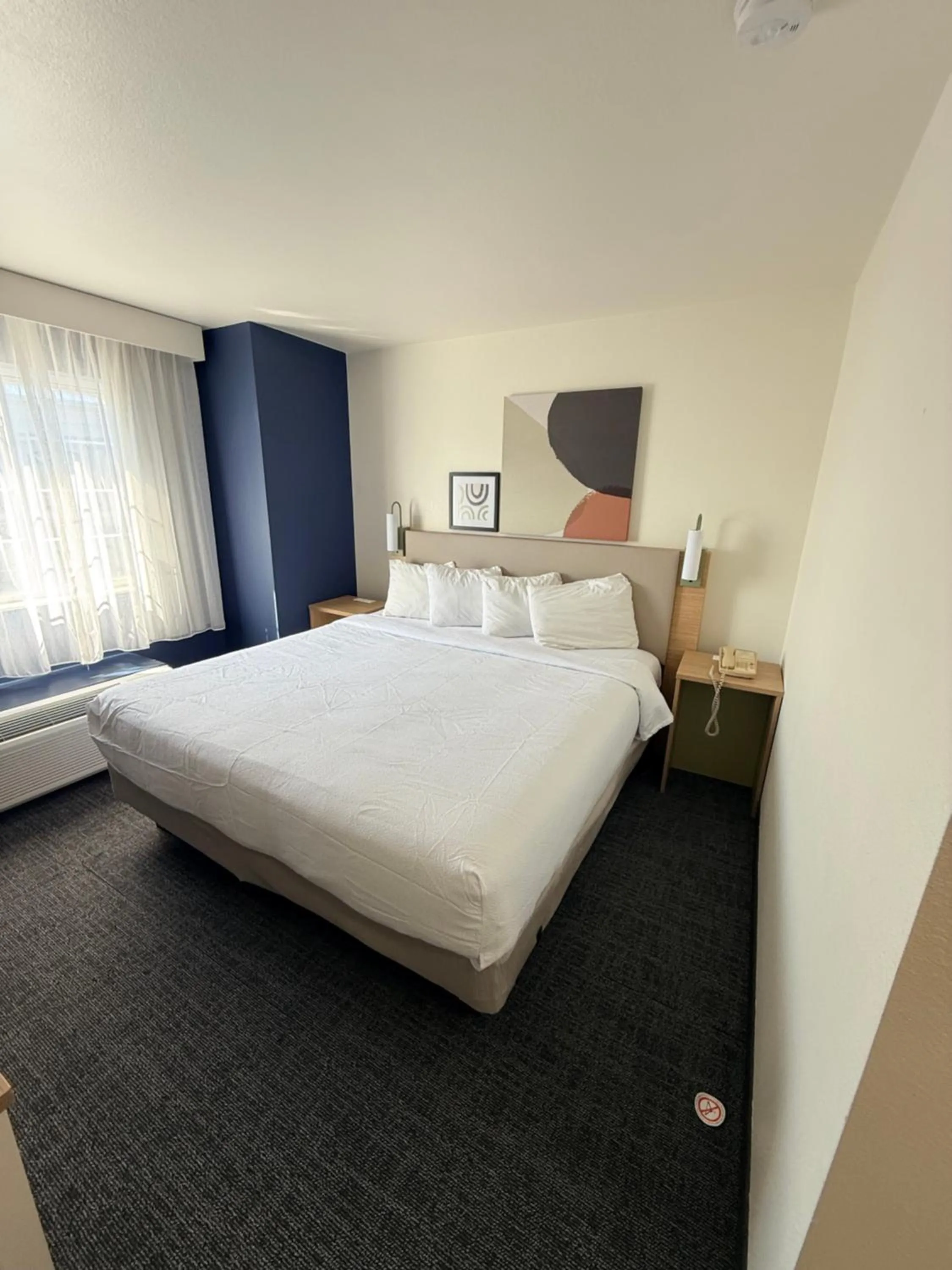 Property building, Bed in Spark by Hilton Appleton