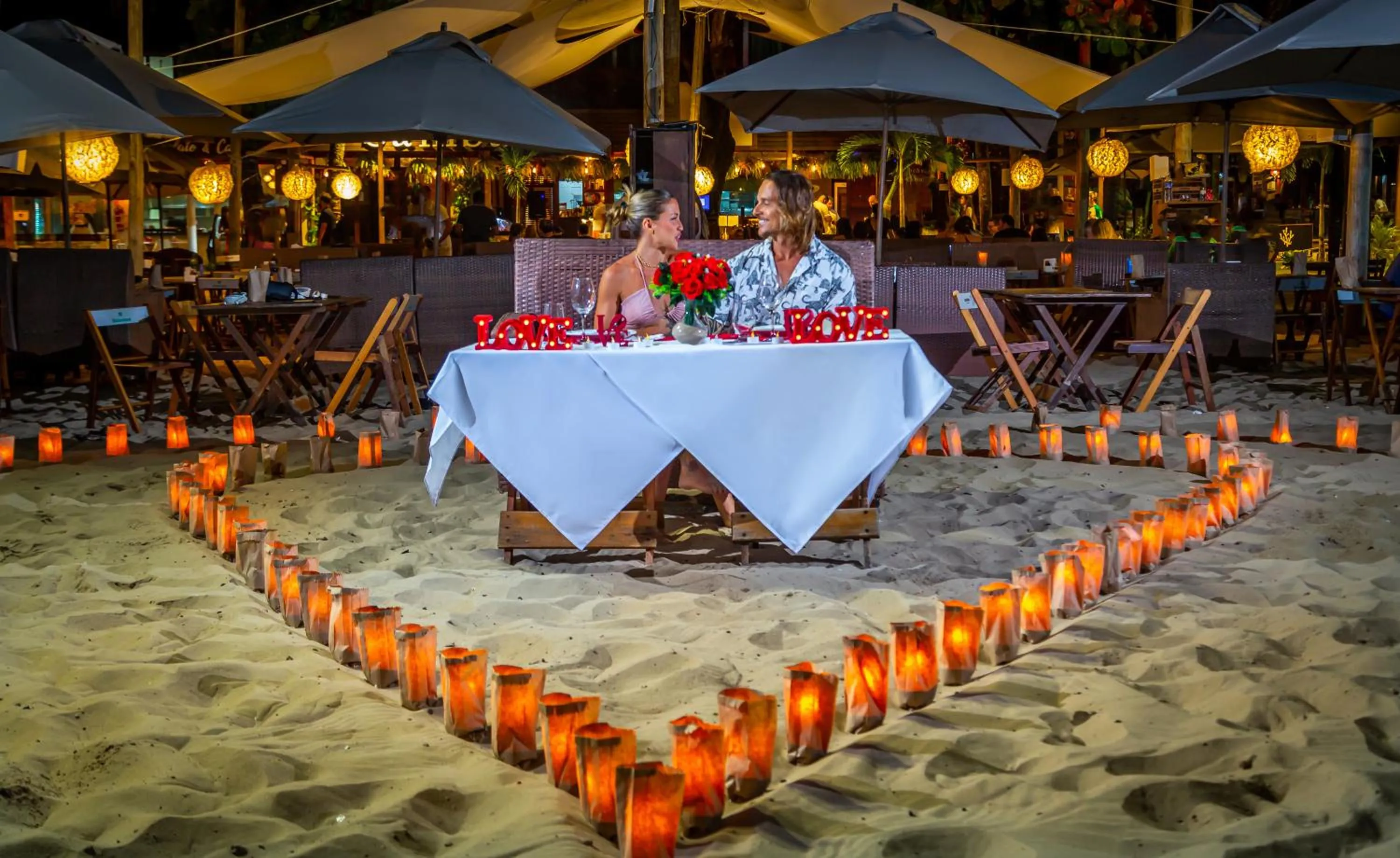 Restaurant/places to eat in Pousada Sambass