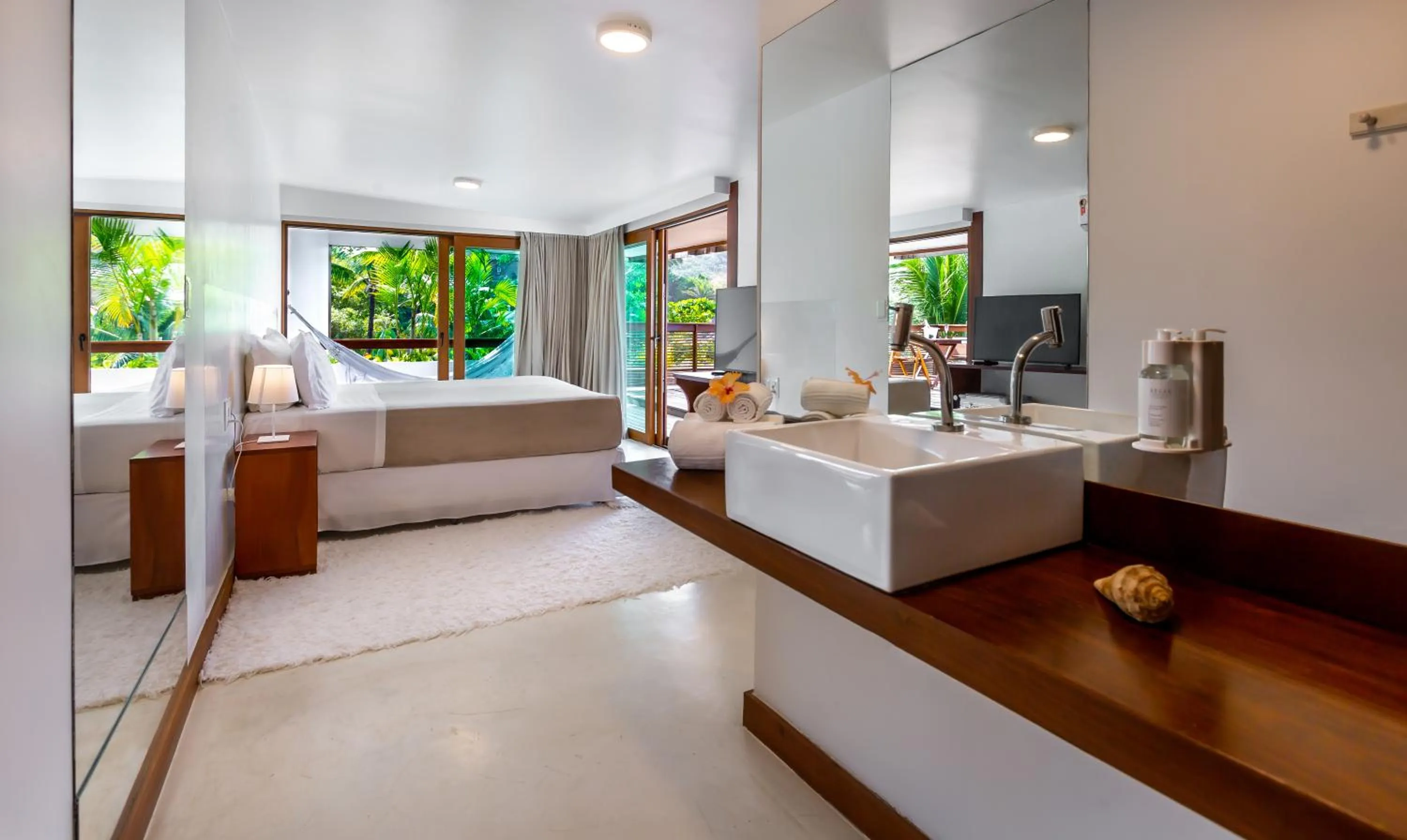 Bathroom in Pousada Sambass