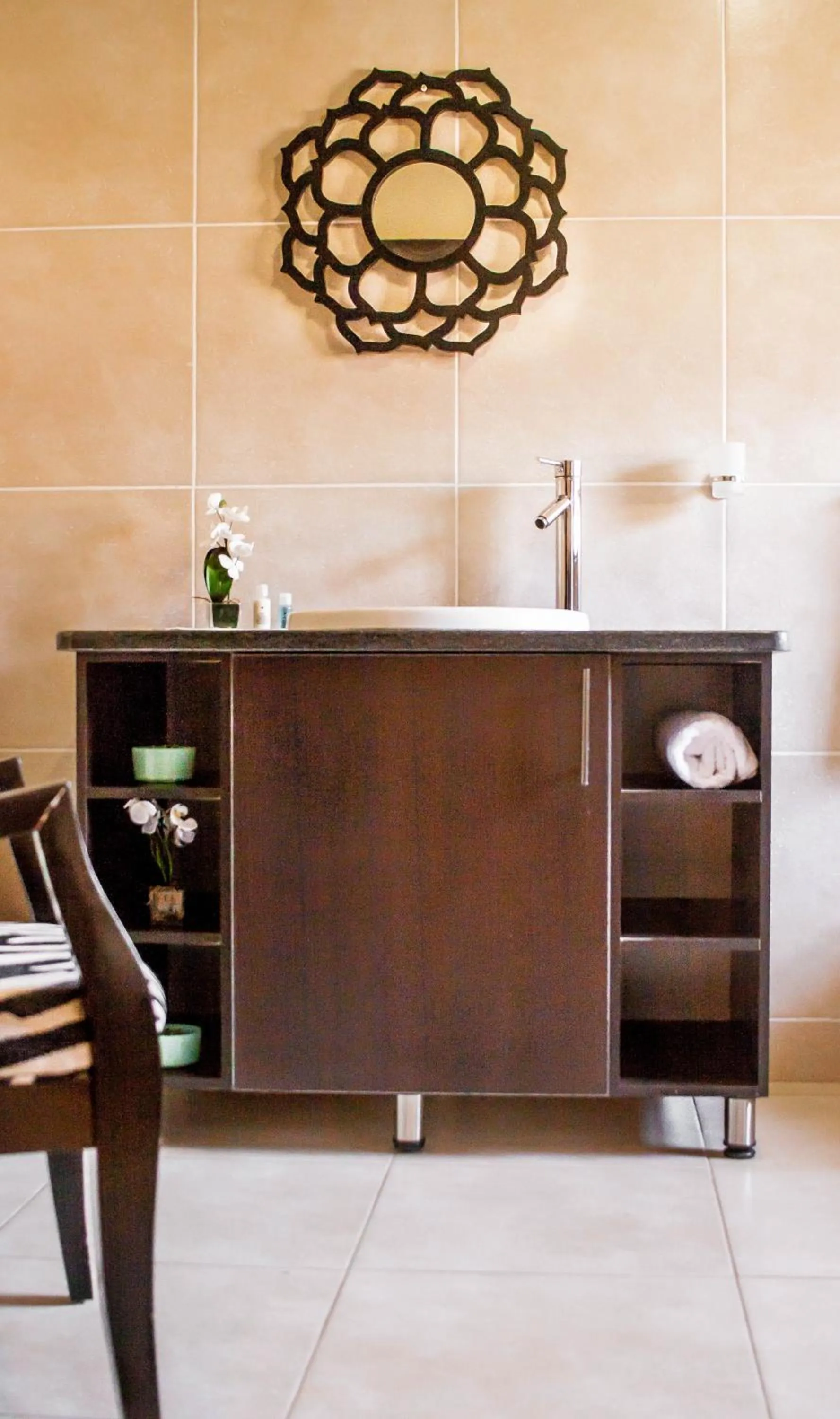 Decorative detail in Seokobale Guesthouse