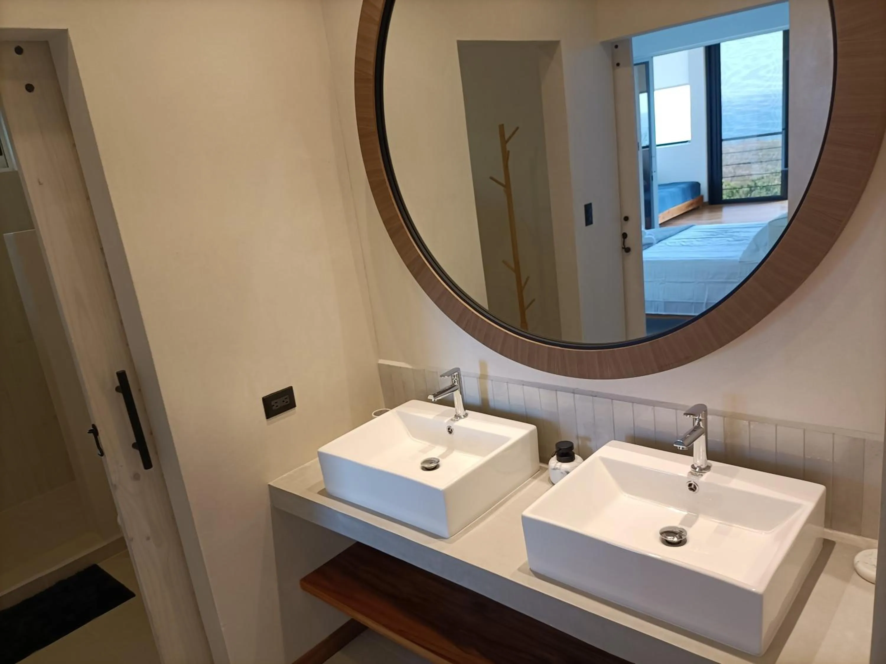 Bathroom in Vista Naranja Ocean View - Suite Apartment