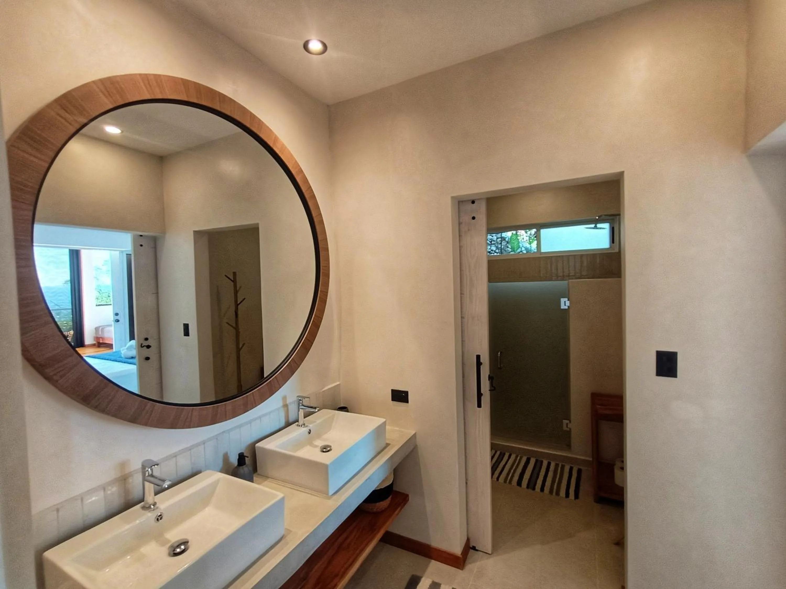 Bathroom in Vista Naranja Ocean View - Suite Apartment