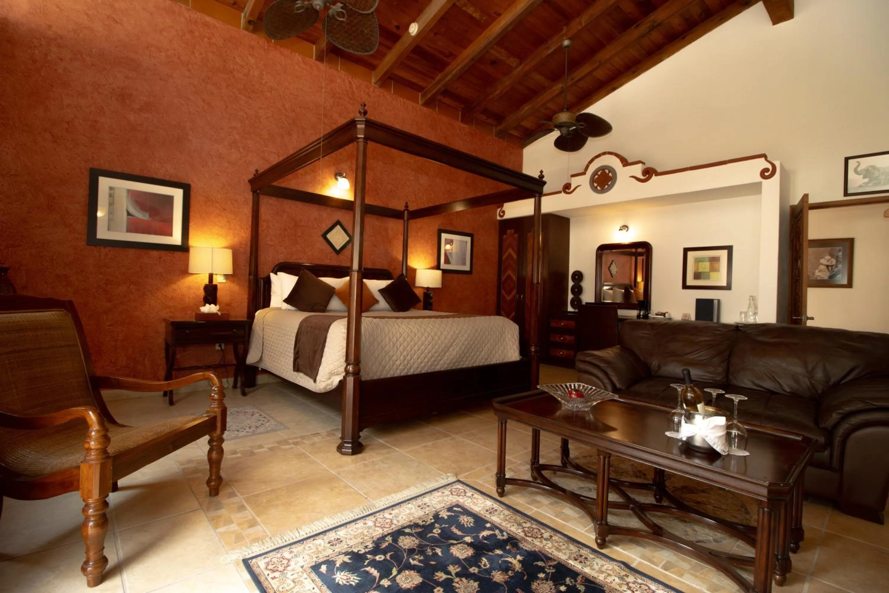 Bed in La Buena Vibra Wellness Resort & Spa