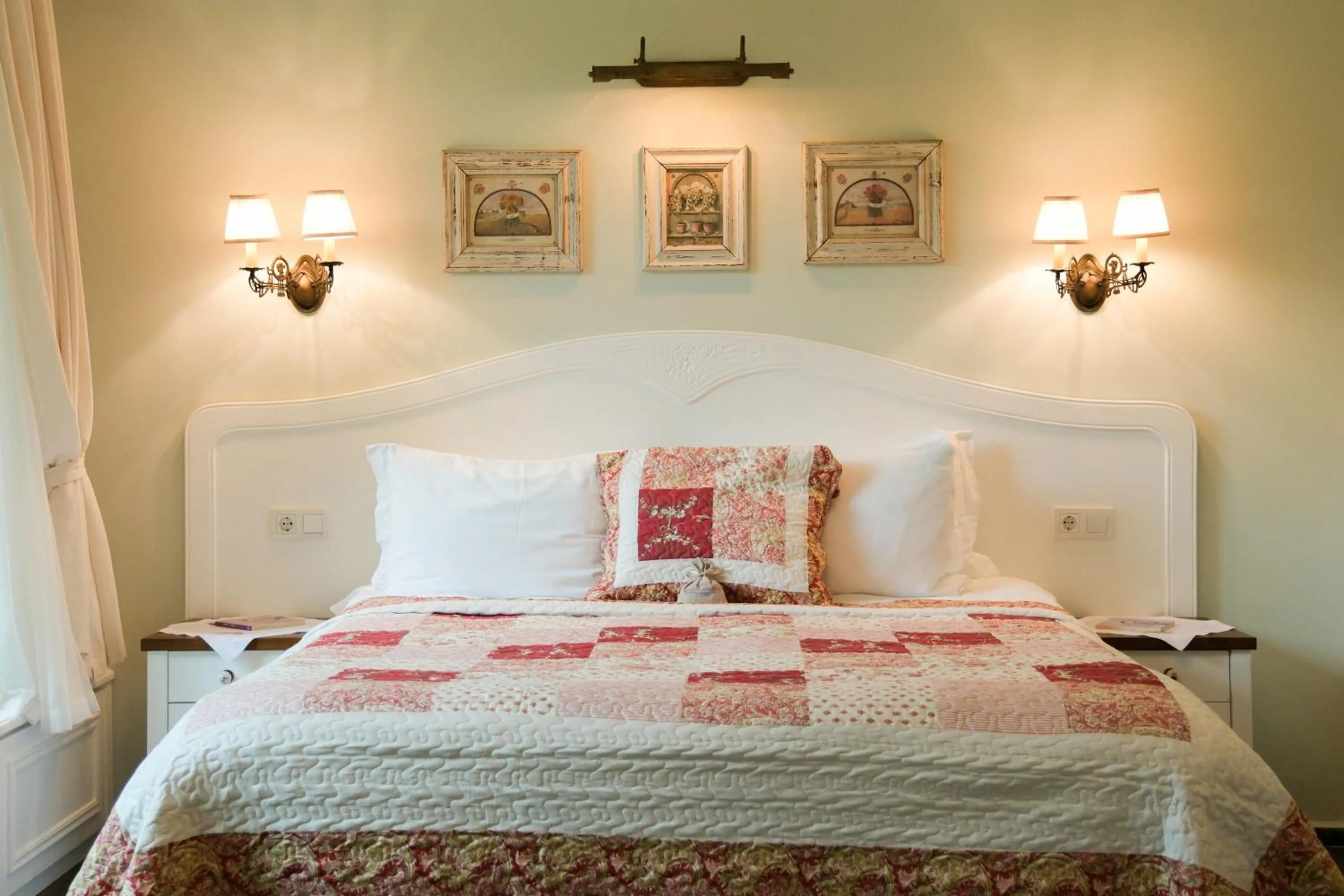 Bed in Casa Lavanda Boutique Hotel