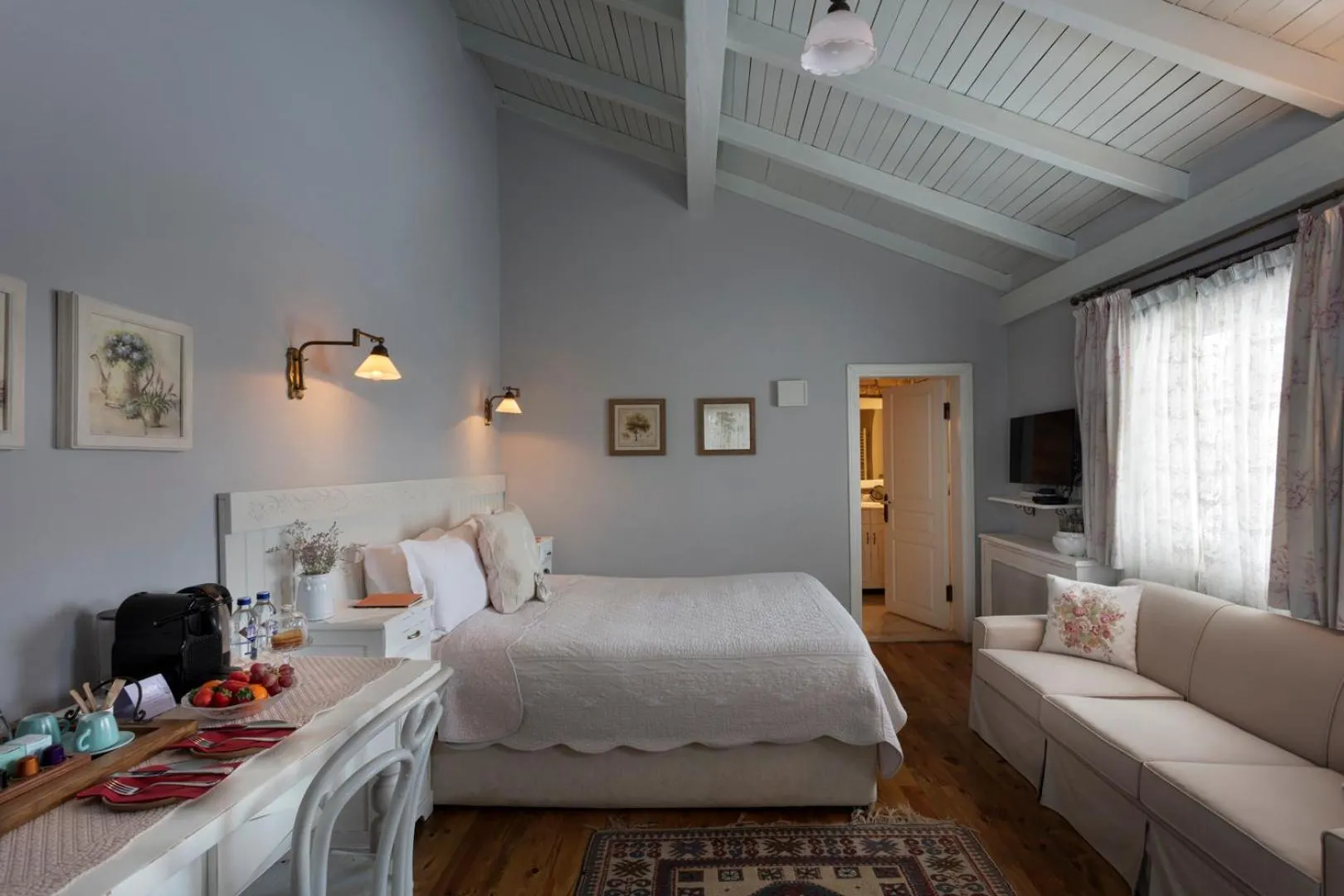 Bed in Casa Lavanda Boutique Hotel