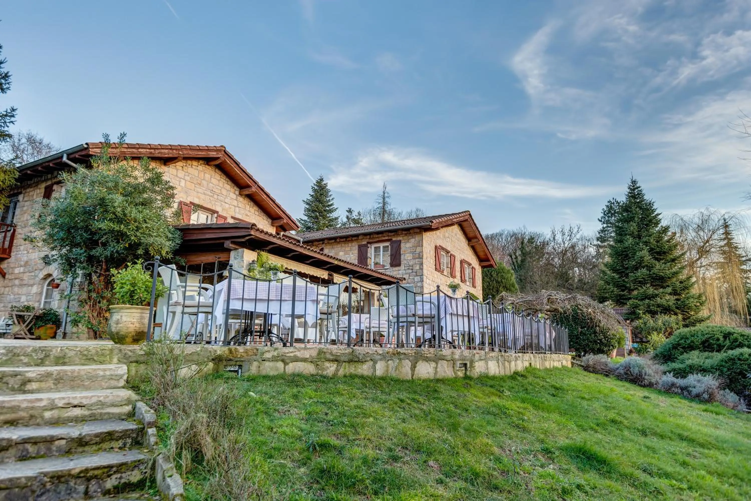 Restaurant/places to eat in Casa Lavanda Boutique Hotel