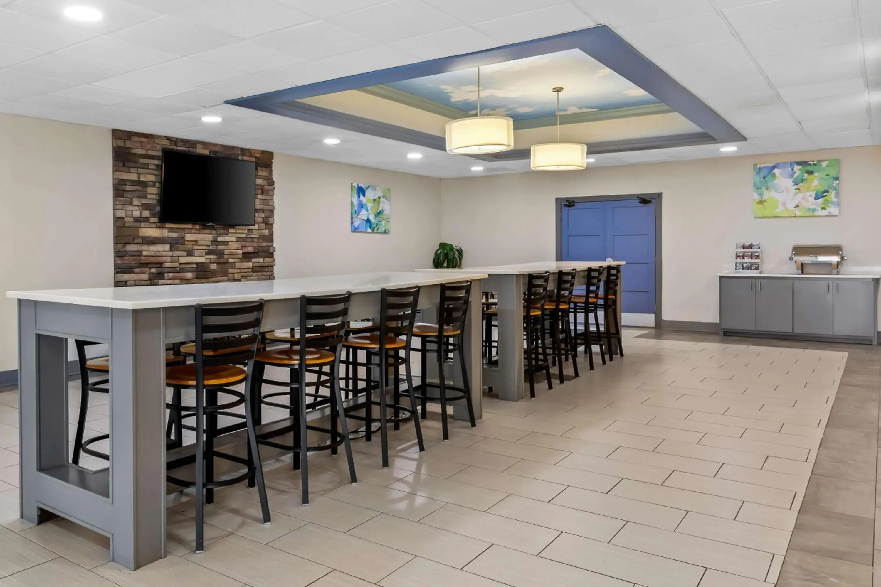 Breakfast in Best Western Atlanta Cumberland Galleria Hotel Breakfast in Best Western Atlanta Cumberland Galleria Hotel