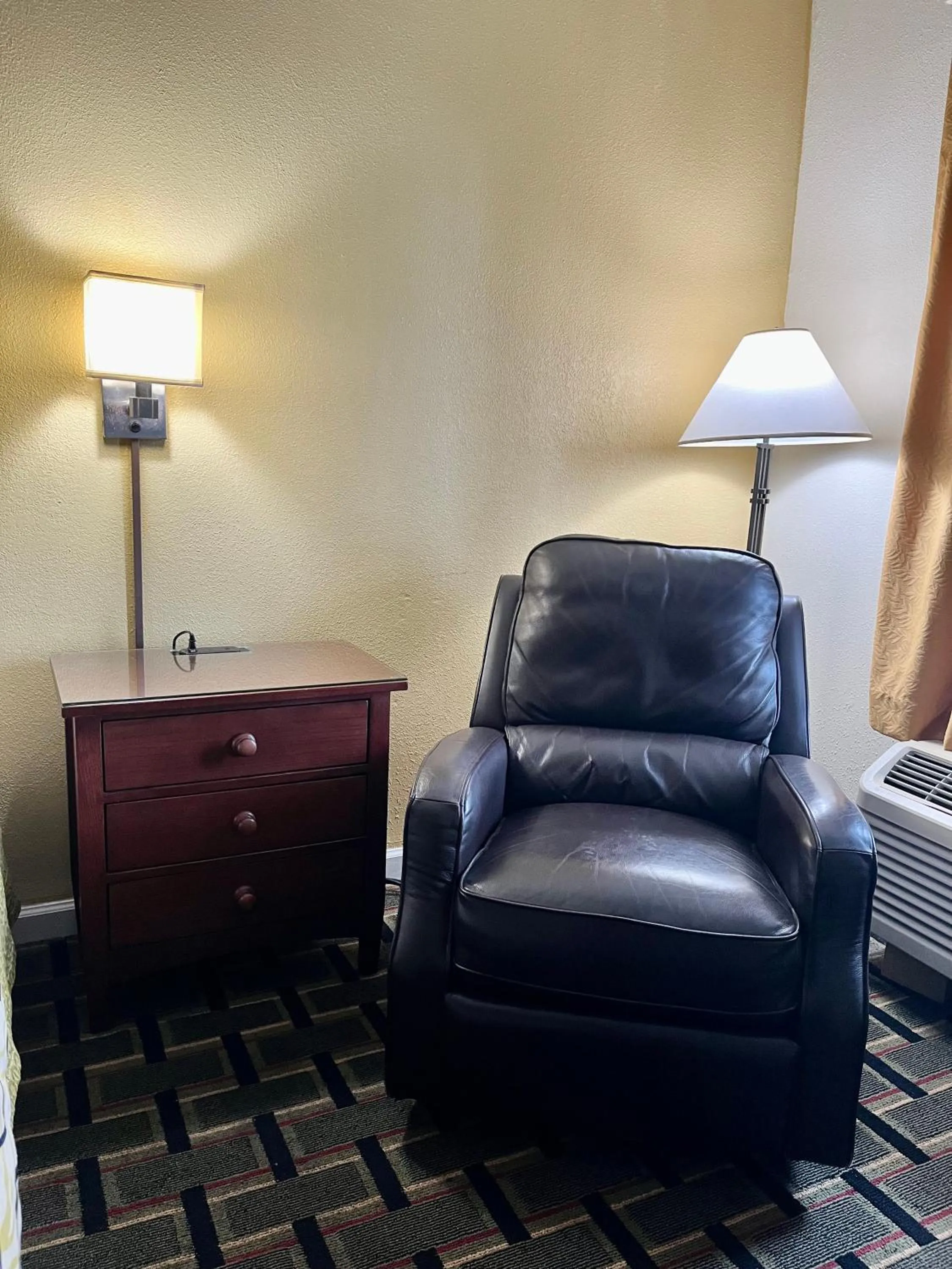 Seating area in West Bank Inn