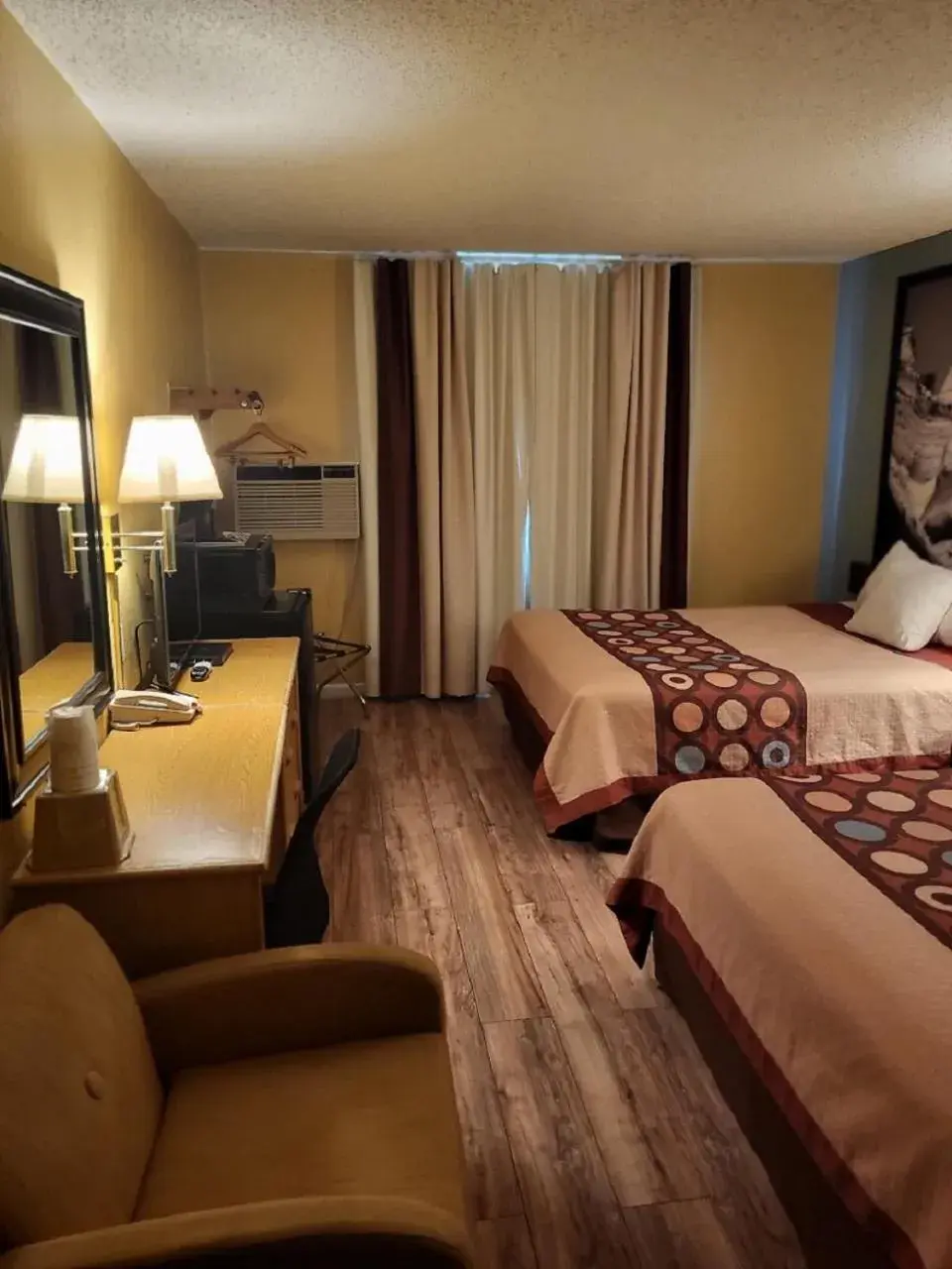 Queen Room with Two Queen Beds - Non-Smoking in Super 8 by Wyndham Raton Queen Room with Two Queen Beds - Non-Smoking in Super 8 by Wyndham Raton