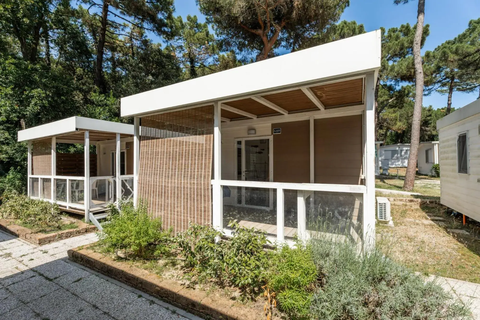 Property building in Club del Sole Marina Romea Easy Camping Village Property building in Club del Sole Marina Romea Easy Camping Village