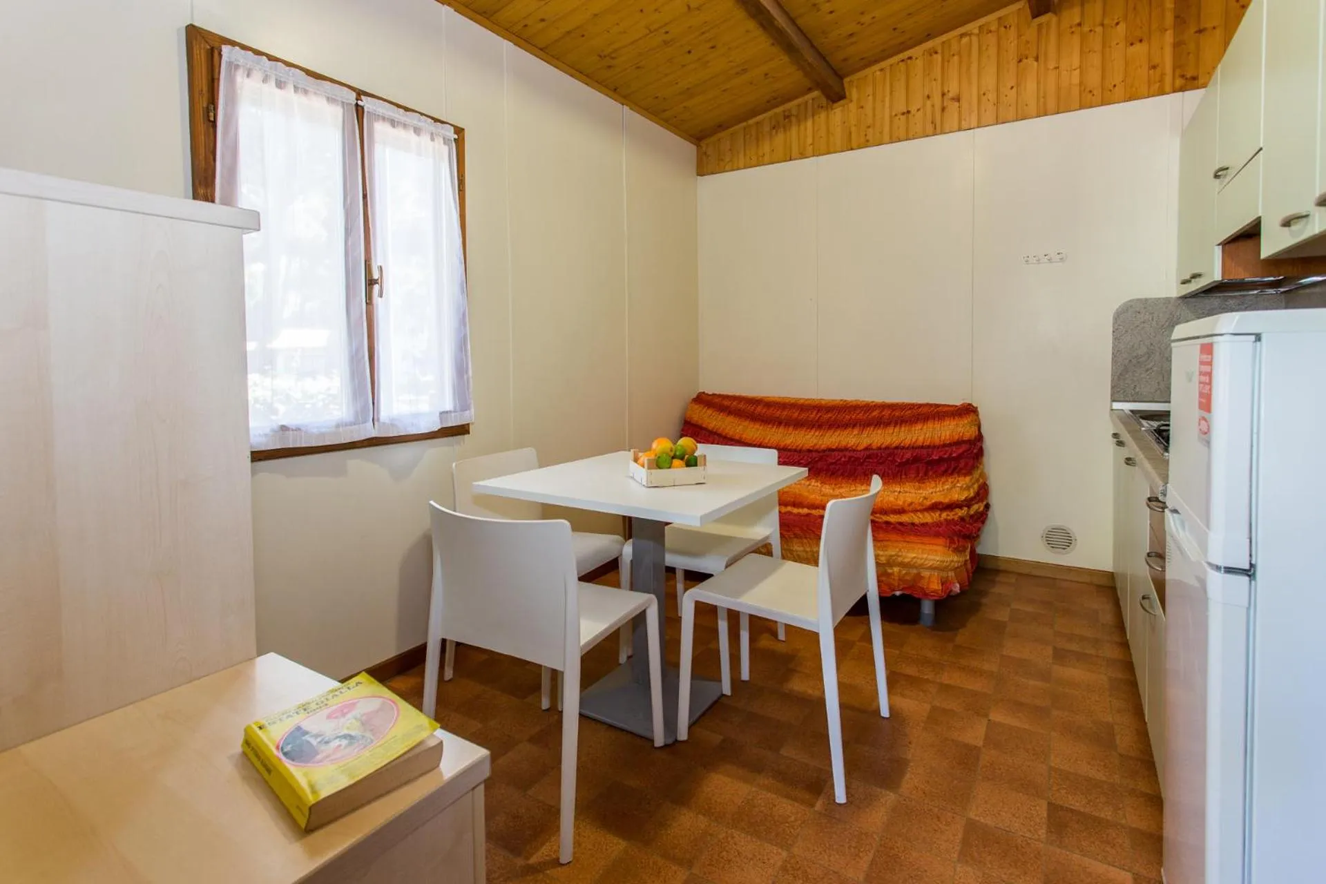 Dining area in Club del Sole Marina Romea Easy Camping Village