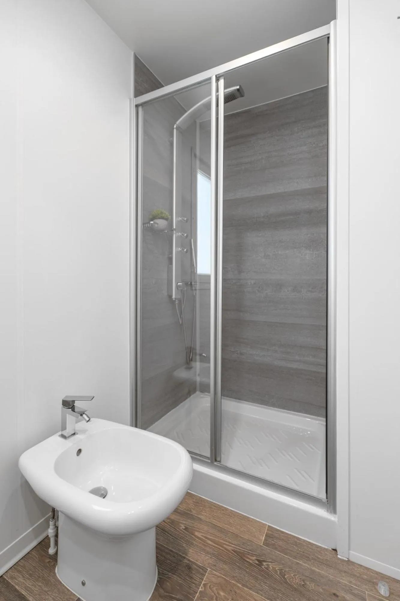 Bathroom in Club del Sole Marina Romea Easy Camping Village