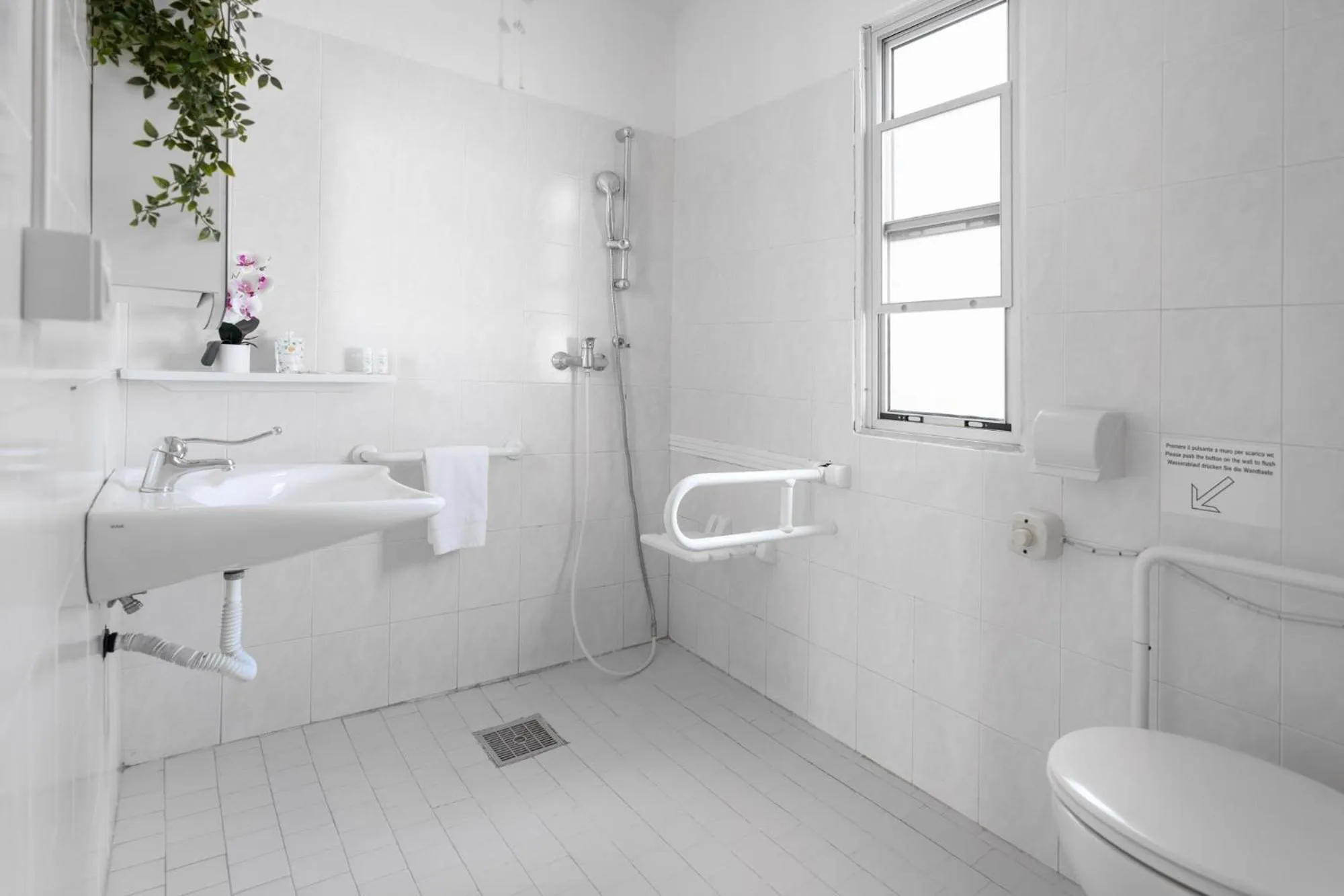 Bathroom in Club del Sole Marina Romea Easy Camping Village