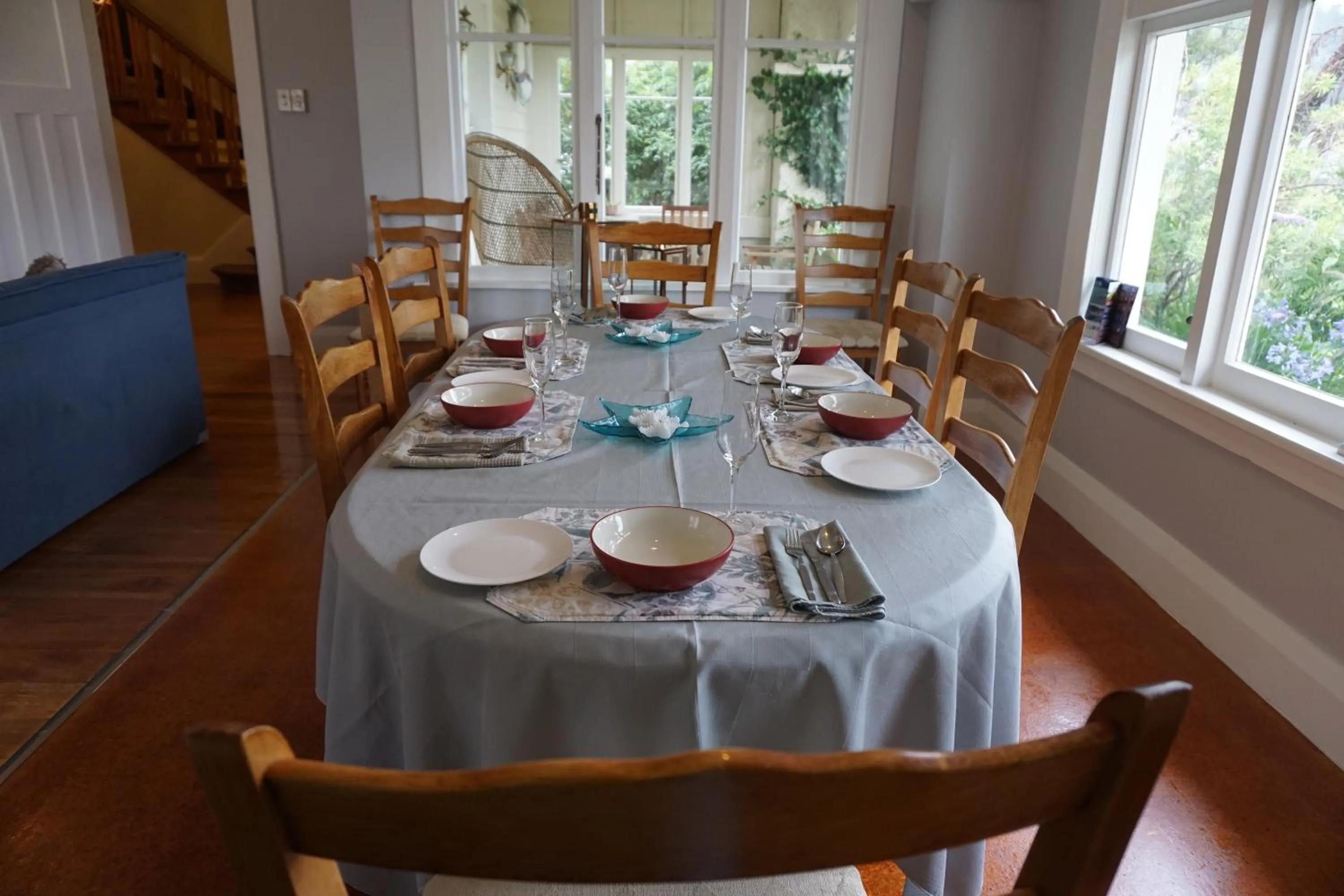 Communal lounge/ TV room in The Gables B&B