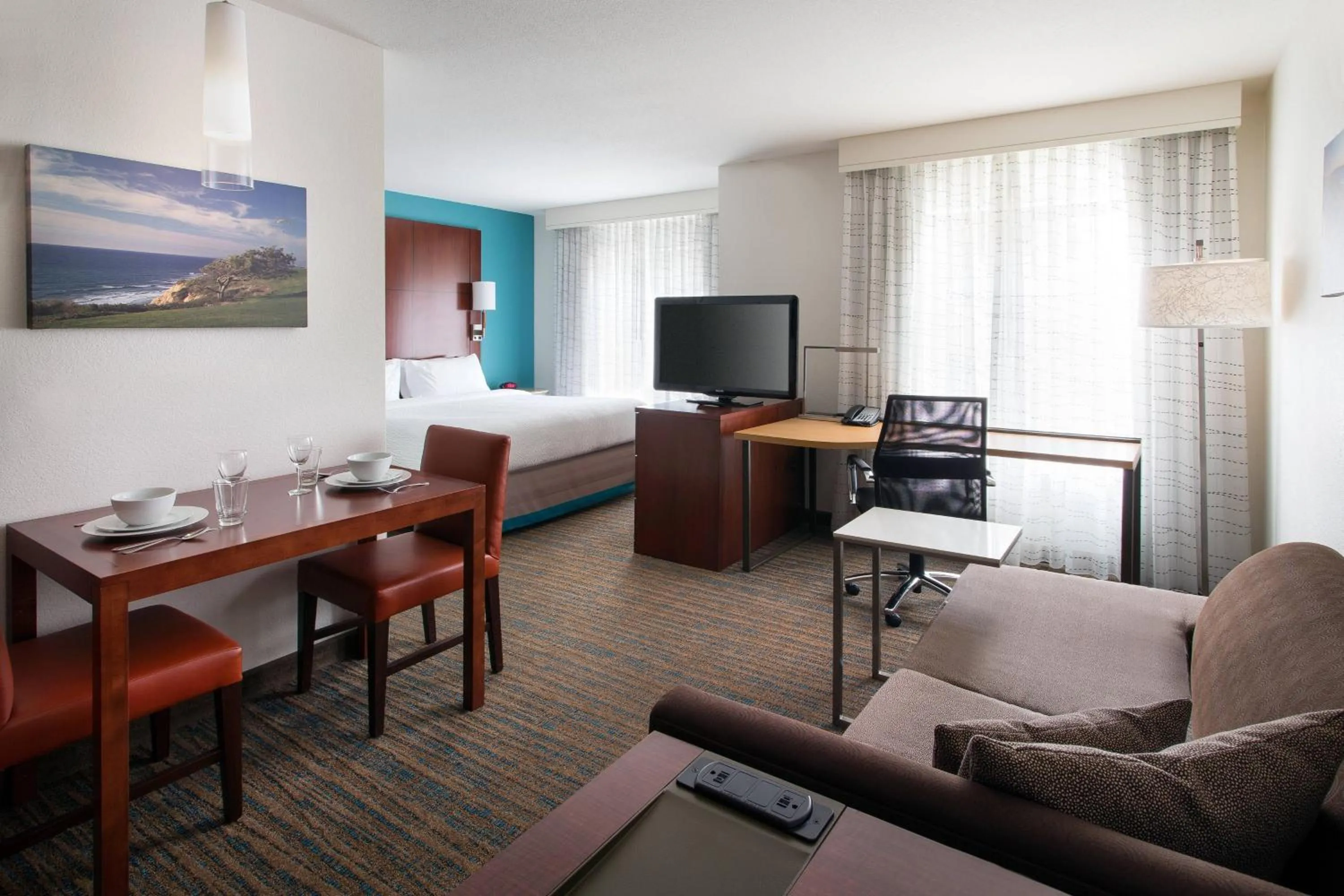 Bedroom in Residence Inn San Diego Del Mar