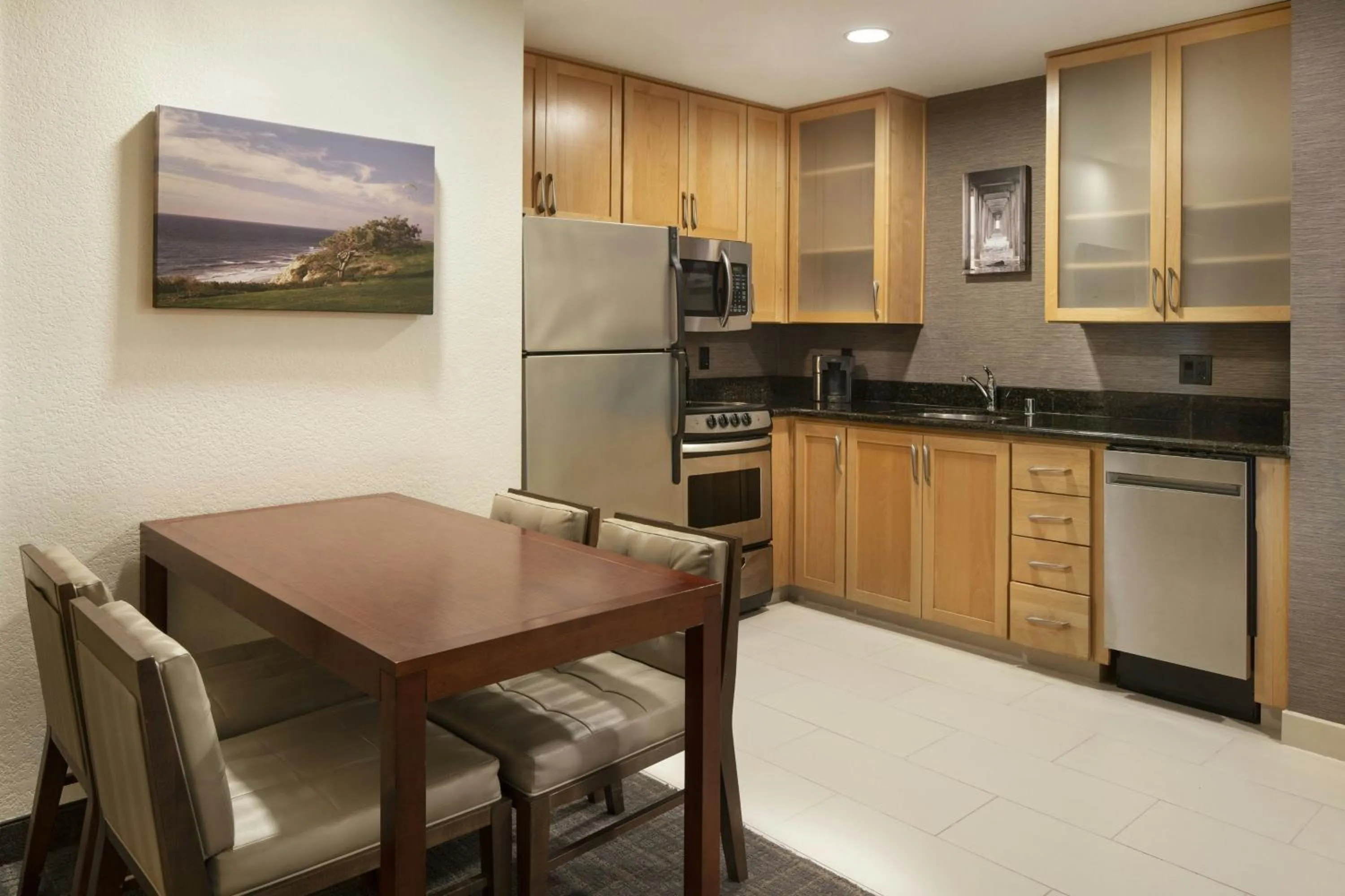 Bedroom in Residence Inn San Diego Del Mar