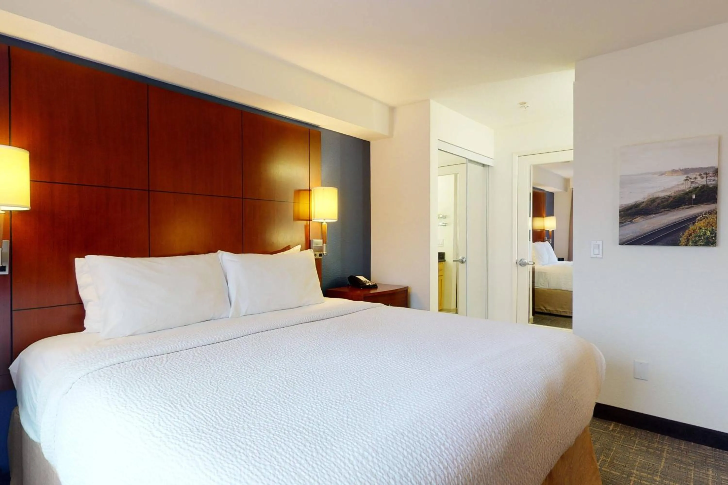 Bedroom, Bed in Residence Inn San Diego Del Mar