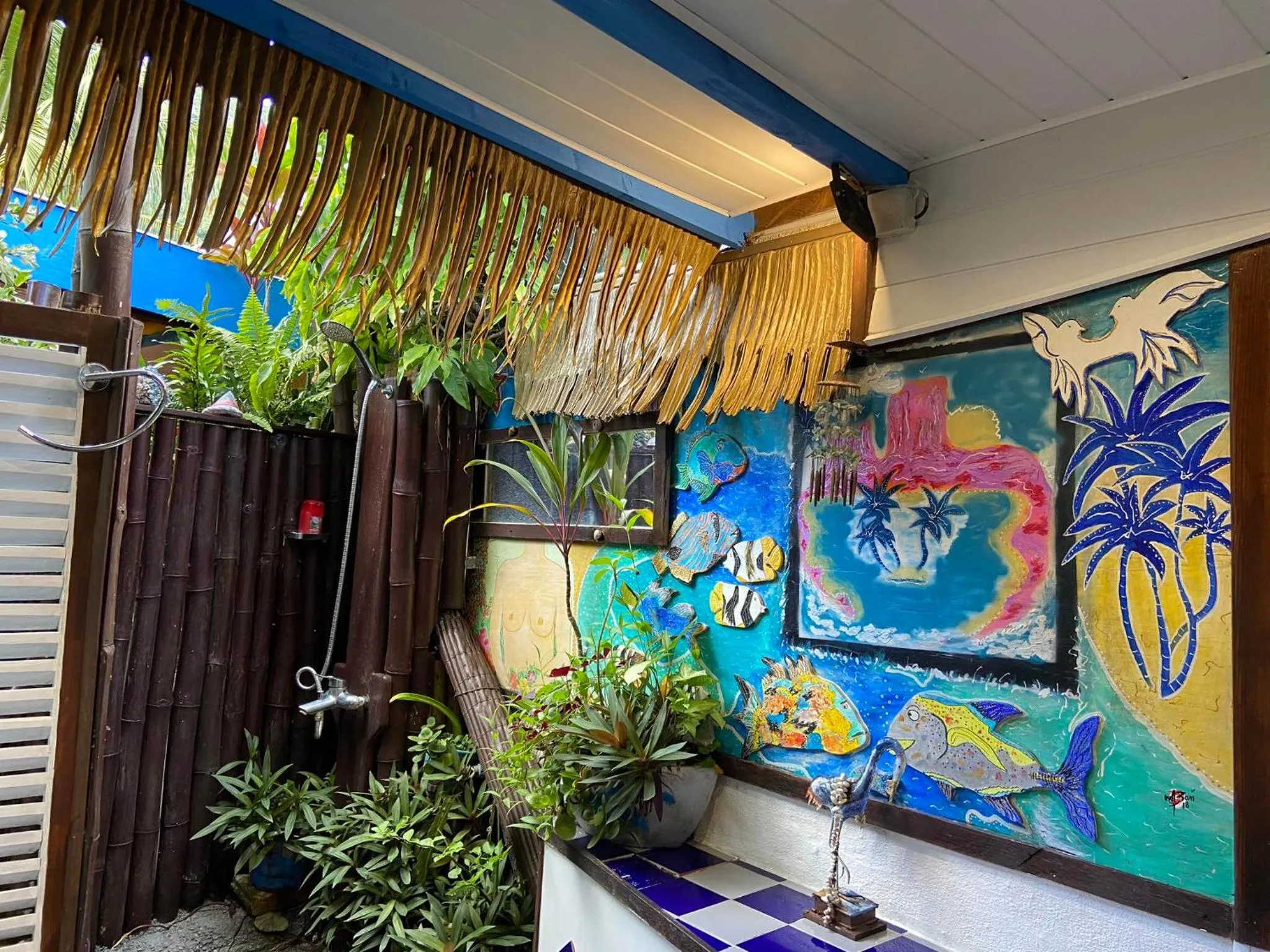 Shower in Bora Bora Bungalove