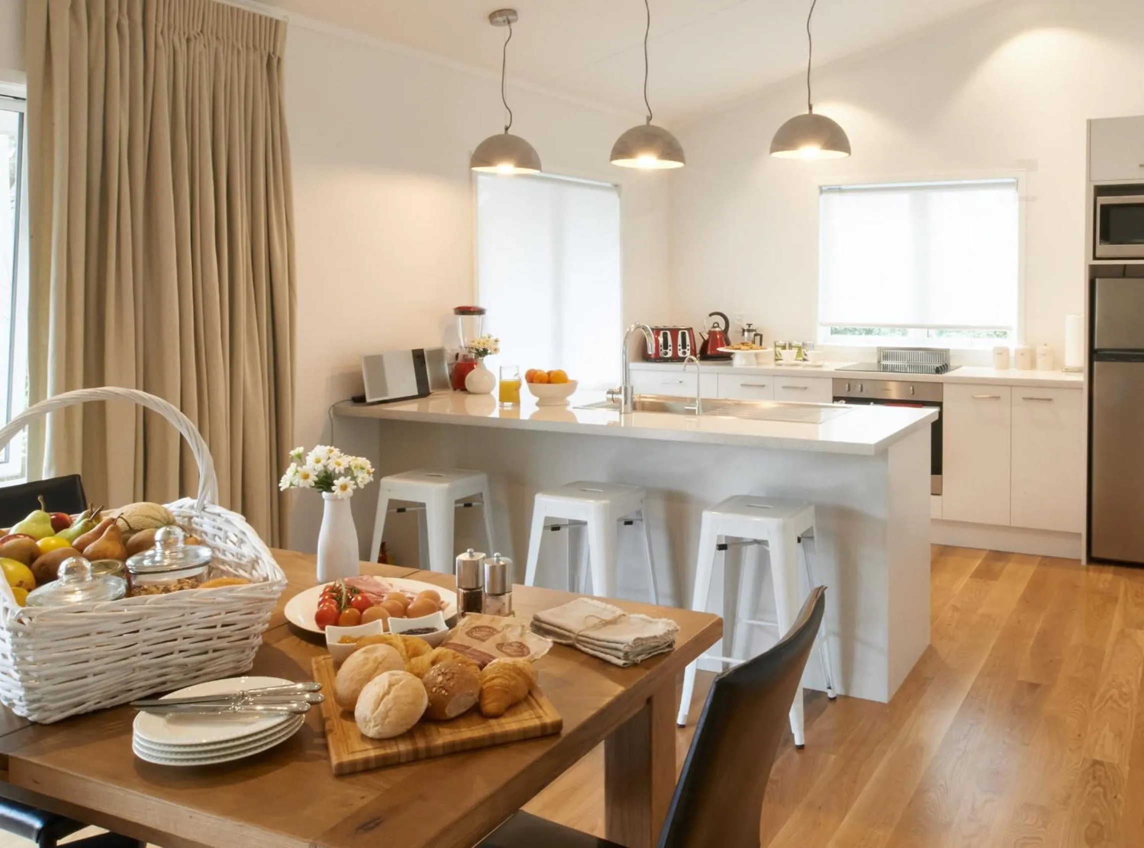 Breakfast in Treghan Luxury Lodge