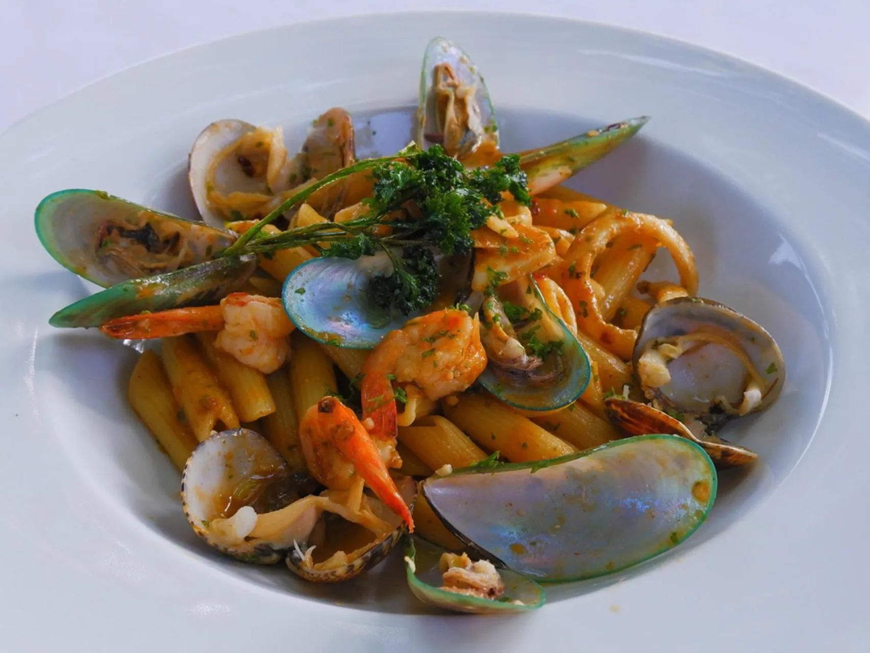 Restaurant/places to eat in Hotel Kumala Pantai