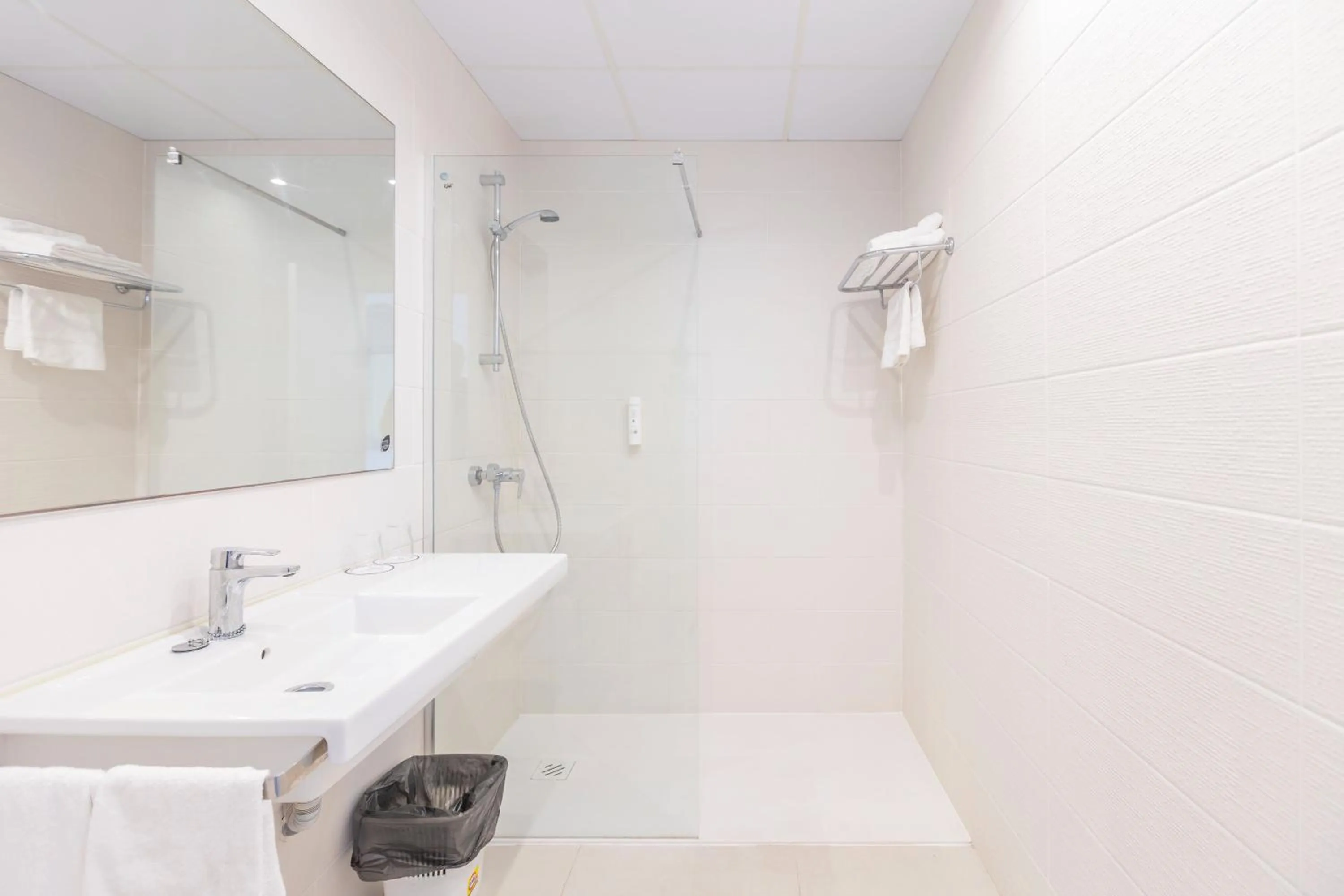 Bathroom in Moon Dreams Roquetas