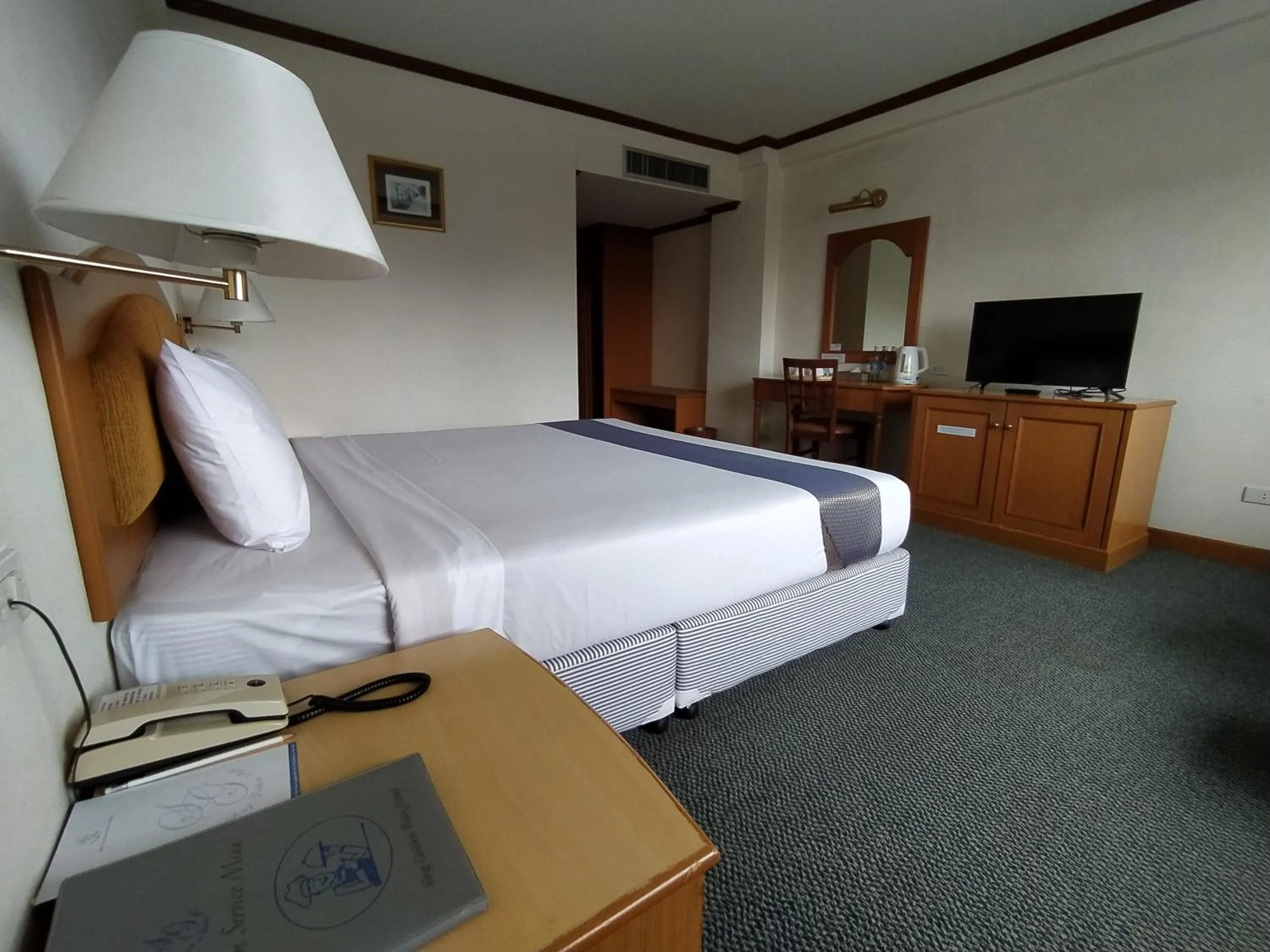 Sing Golden Place Hotel