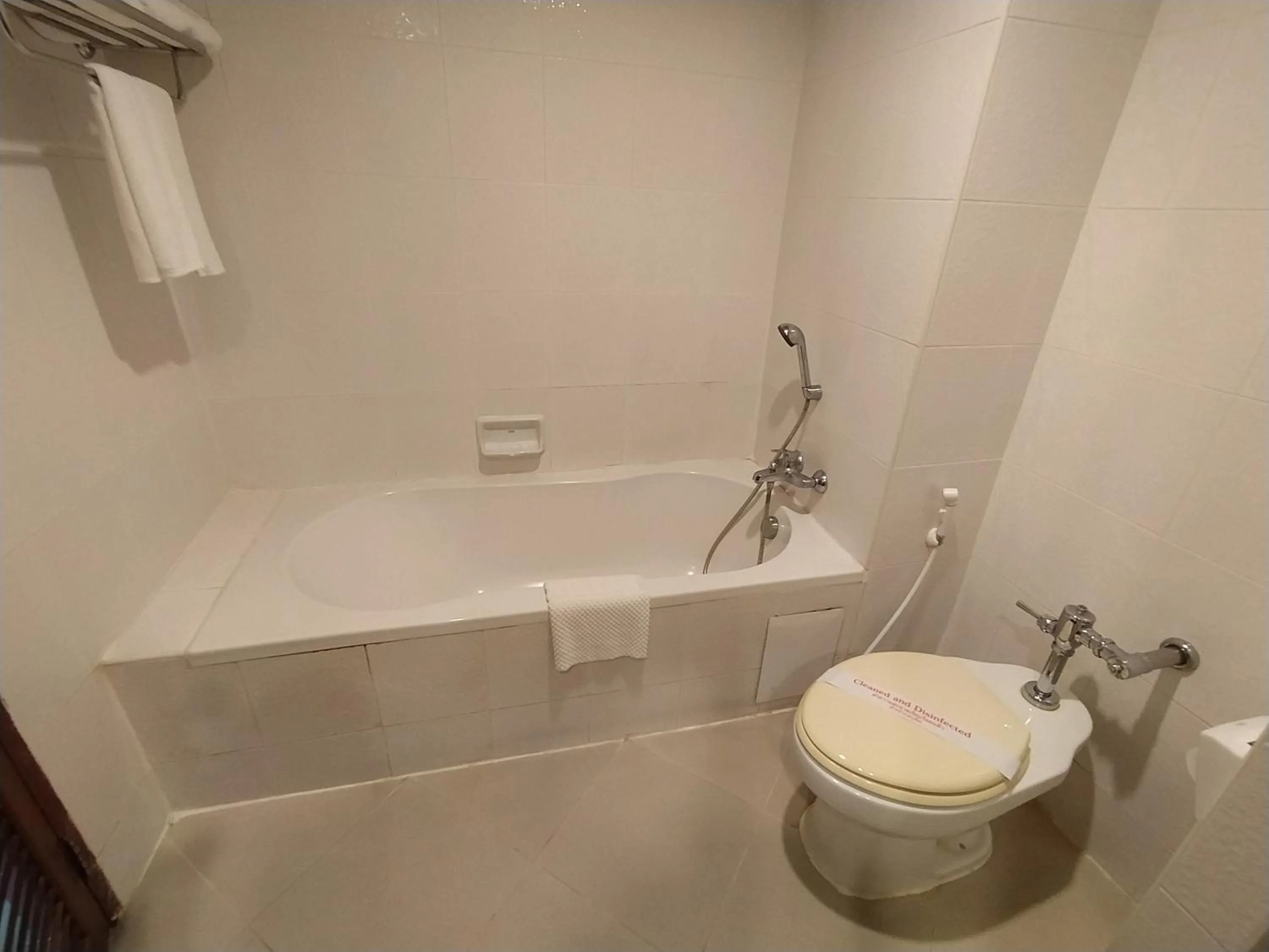 Sing Golden Place Hotel