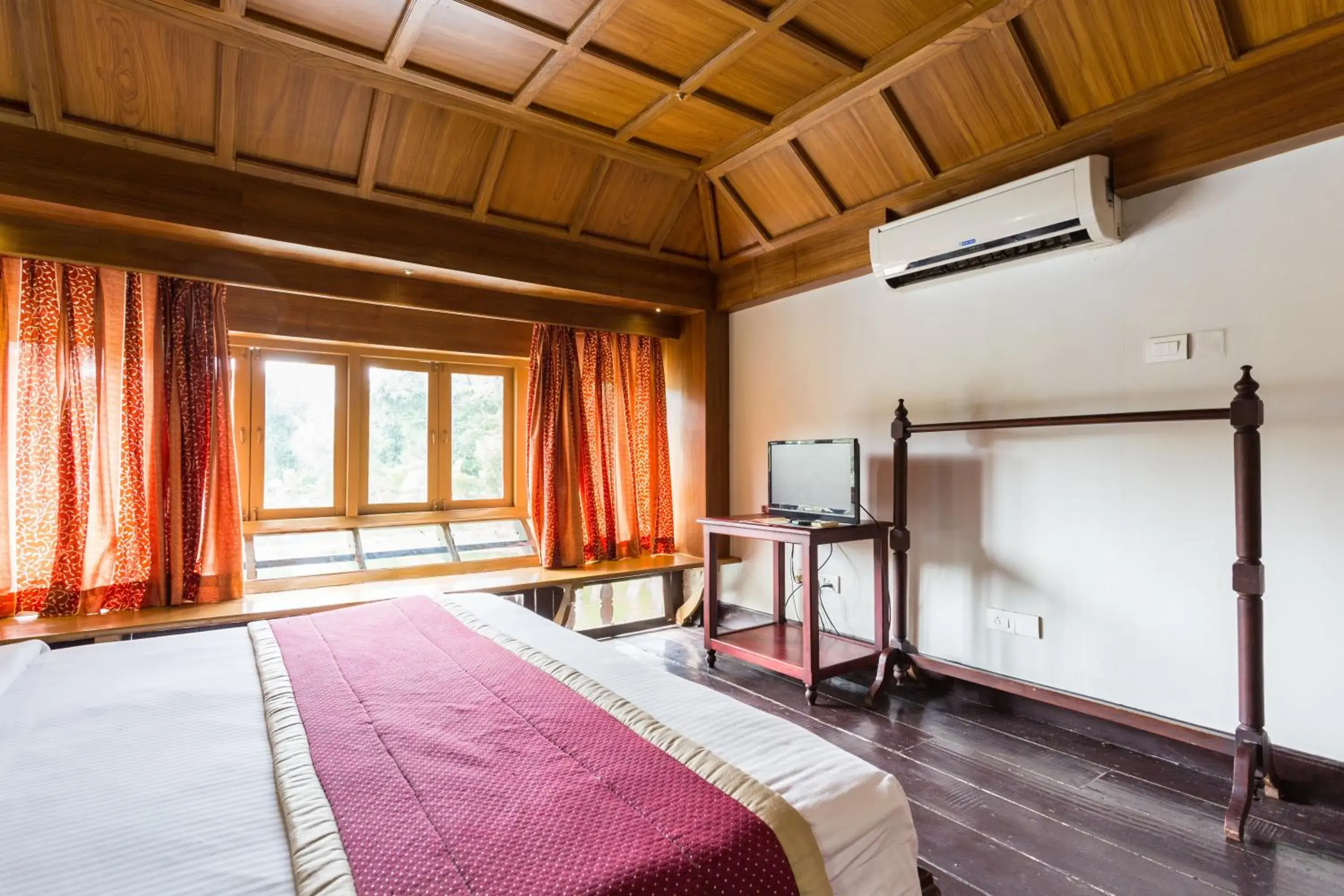 Bed in The Windsor Castle Bed in The Windsor Castle