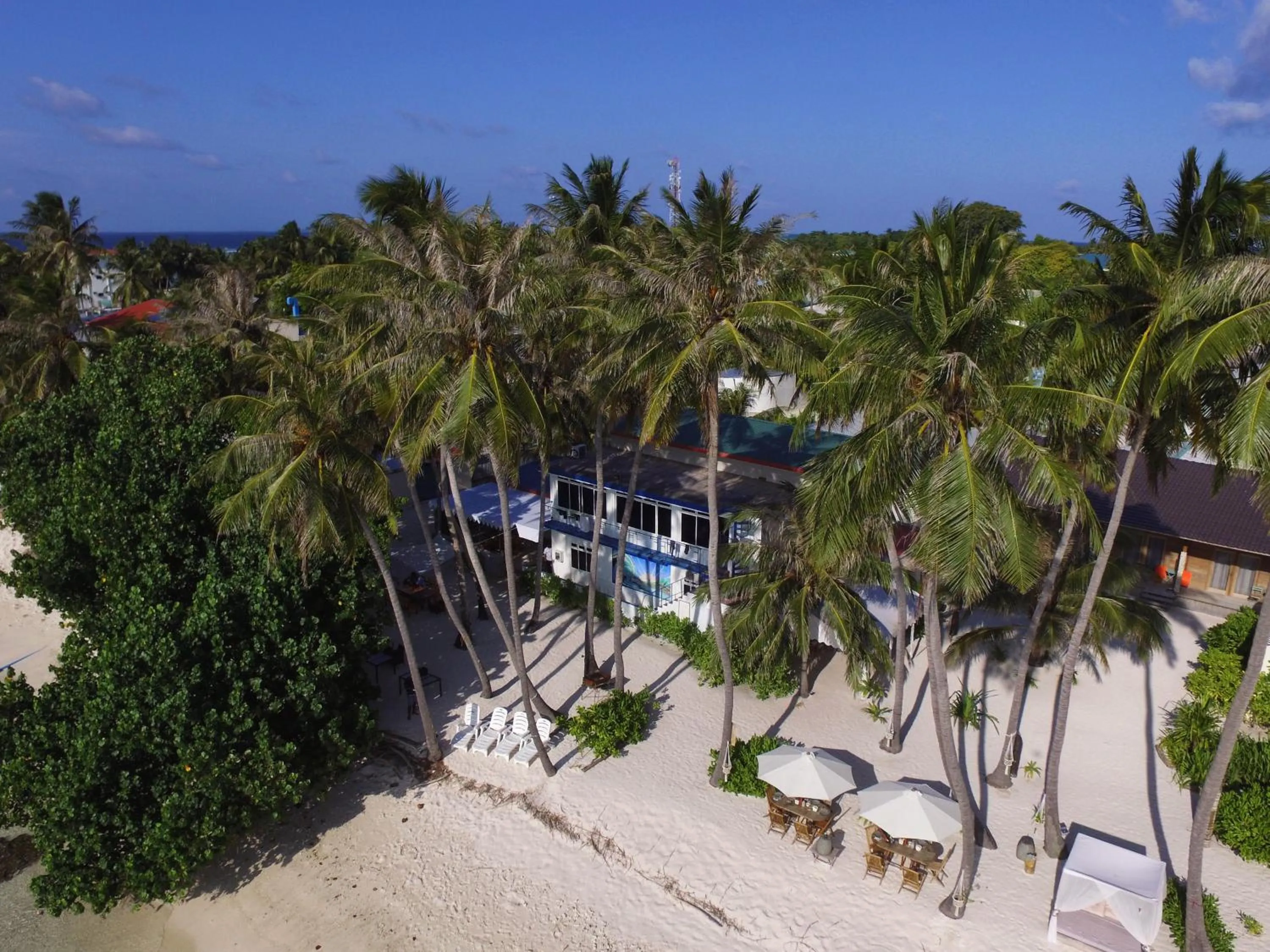 Property building in Batuta Maldives Surf View