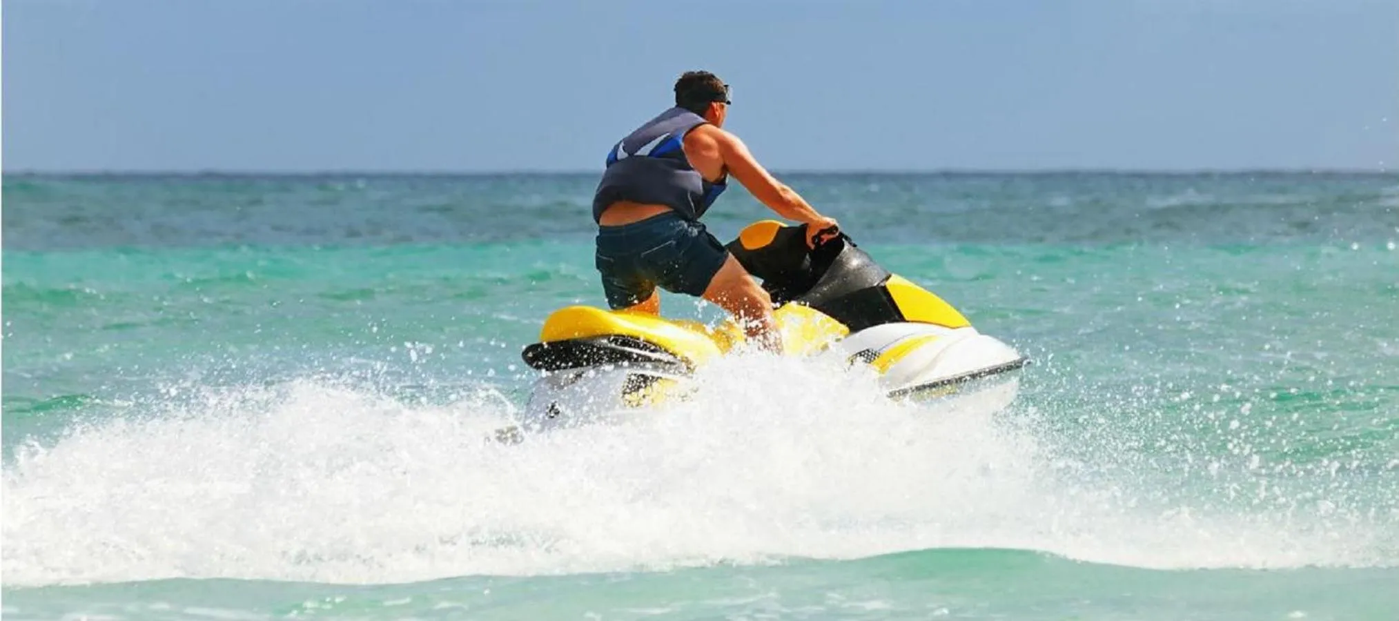 Day in Batuta Maldives Surf View