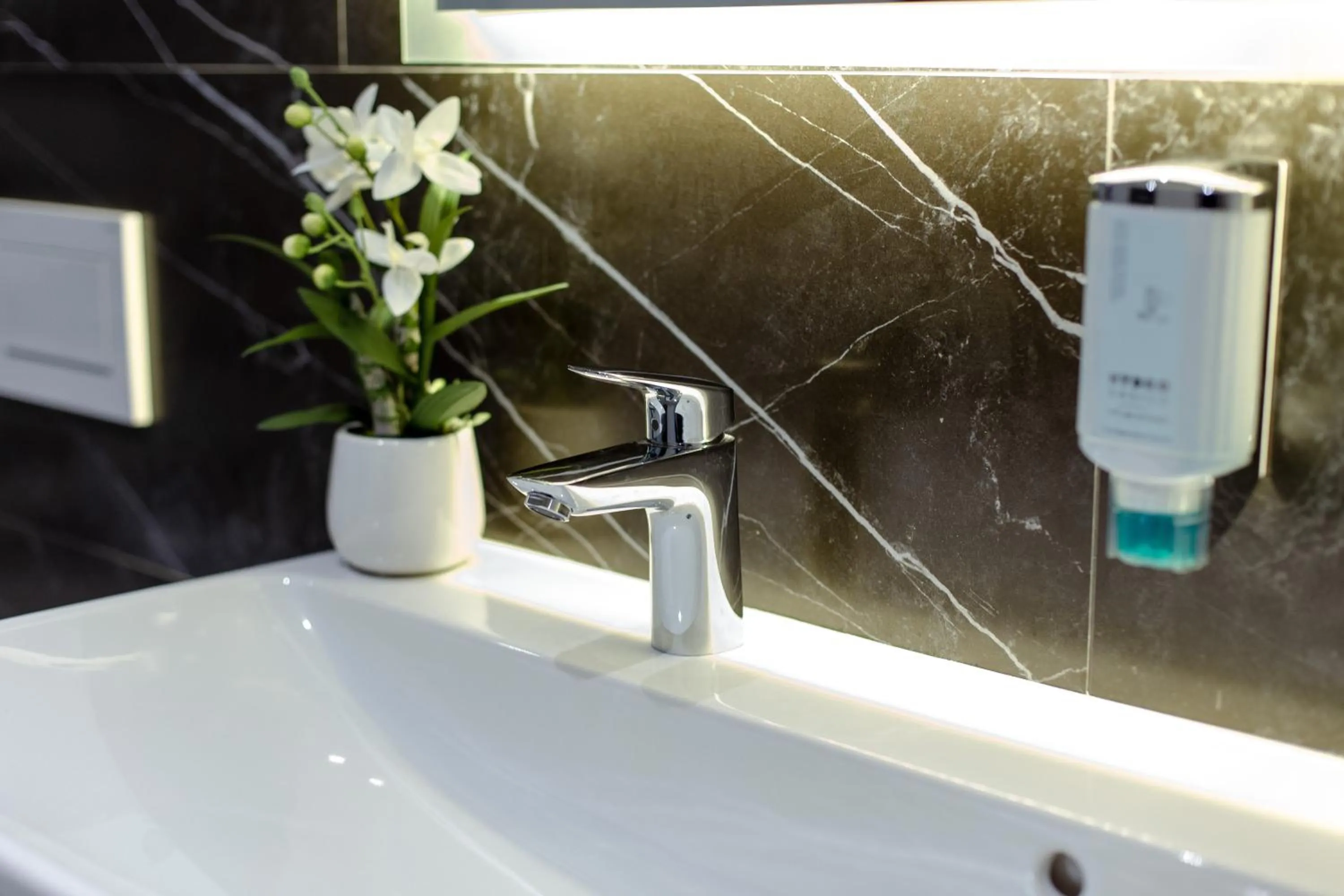 Shower in Reichel-Appartements