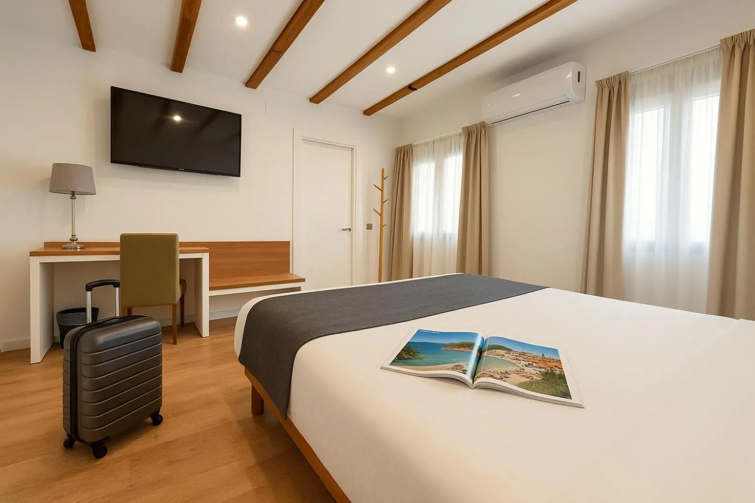 Bedroom, Bed in Acetres 5 Boutique