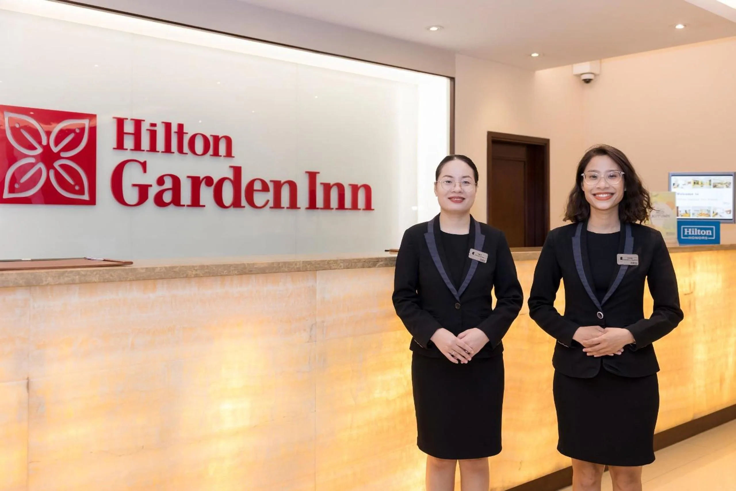 Lobby or reception in Hilton Garden Inn Hanoi