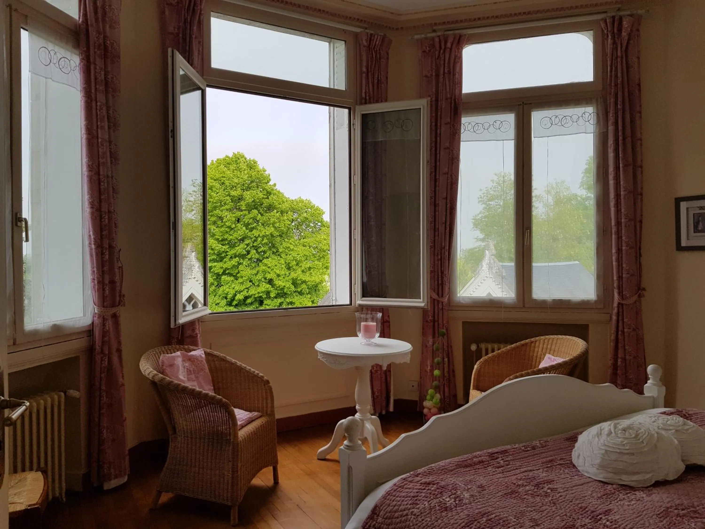 Property building, Bed in Domaine de l'Oie Rouge