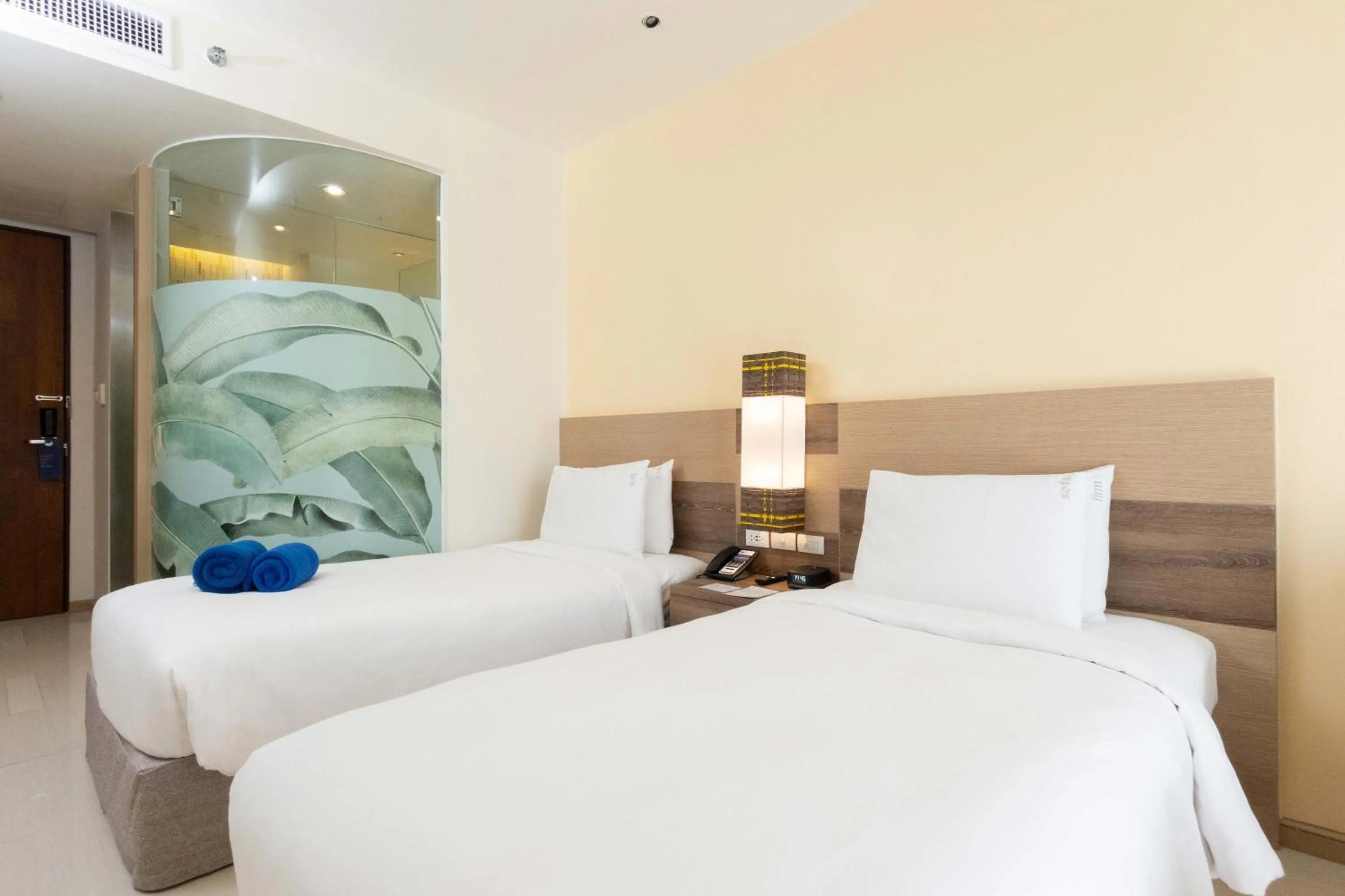 Bed in Holiday Inn Express Phuket Patong Beach Central by IHG