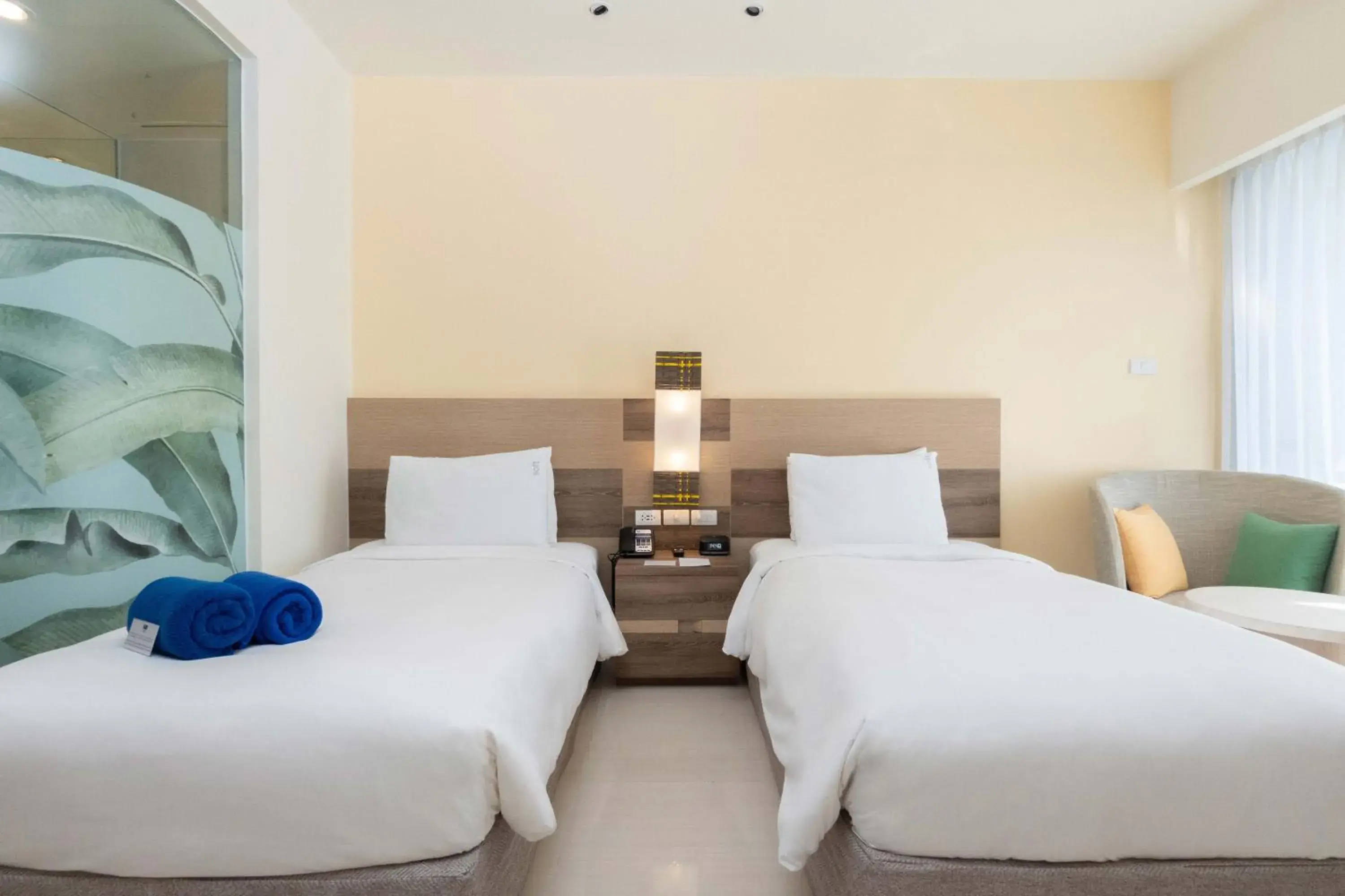 Standard King Room with Rainbow Road View and Free Breakfast in Holiday Inn Express Phuket Patong Beach Central by IHG Standard King Room with Rainbow Road View and Free Breakfast in Holiday Inn Express Phuket Patong Beach Central by IHG