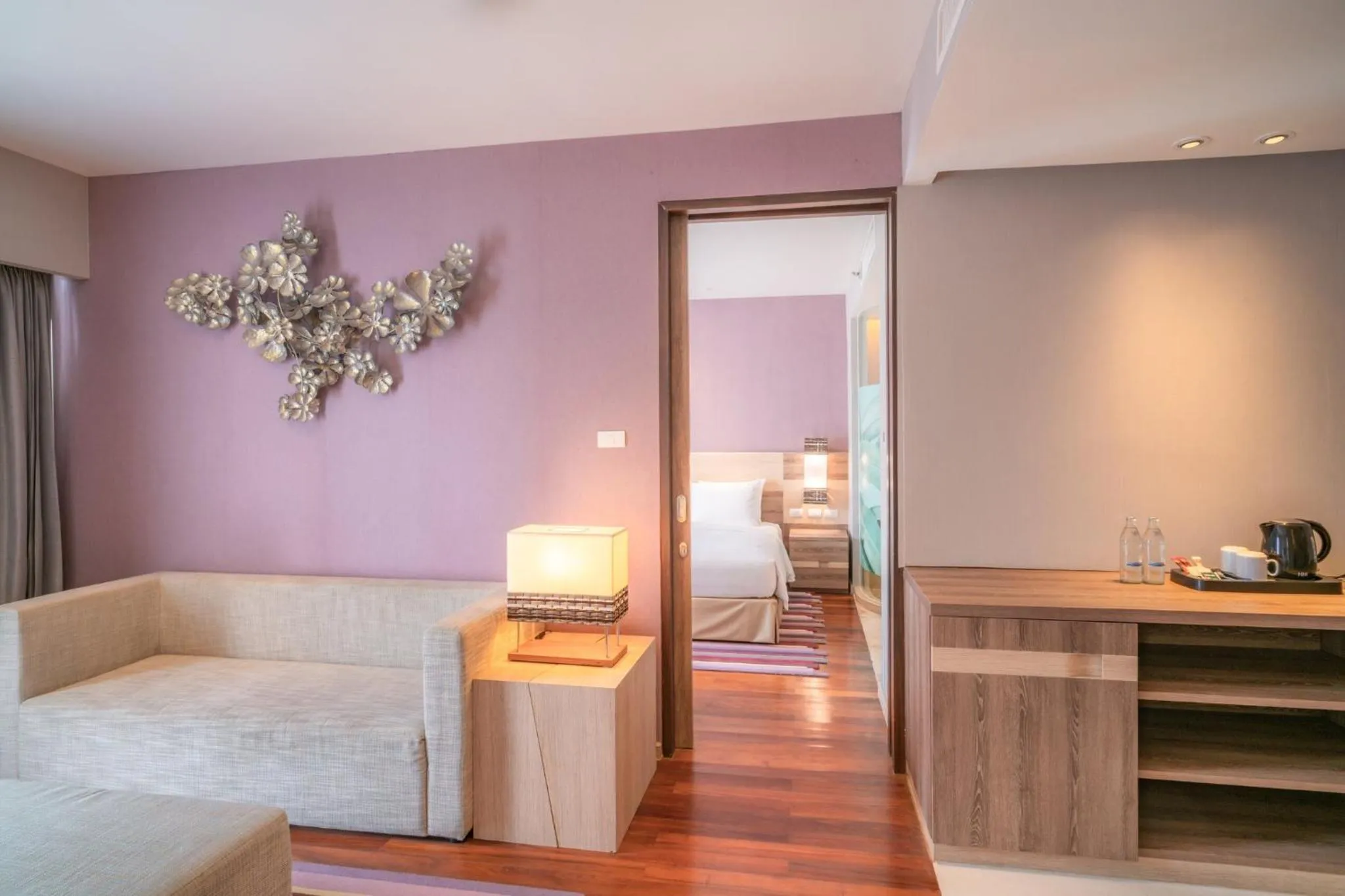 Photo of the whole room in Holiday Inn Express Phuket Patong Beach Central by IHG