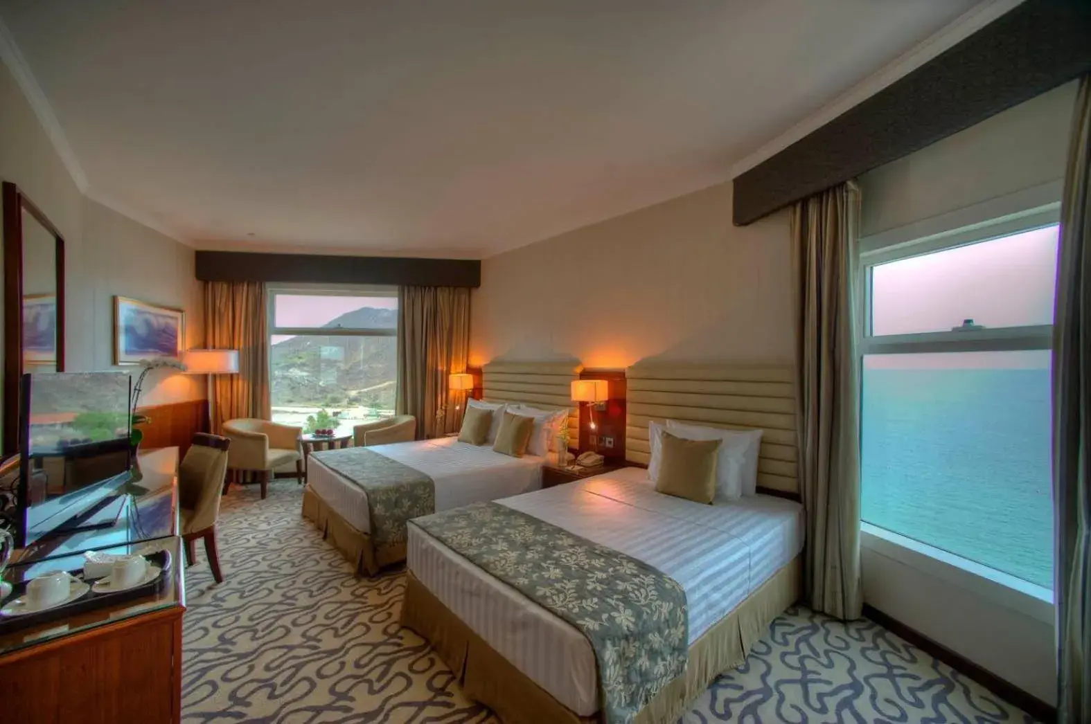 Sea view, Bed in Oceanic Khorfakkan Resort & Spa Sea view, Bed in Oceanic Khorfakkan Resort & Spa