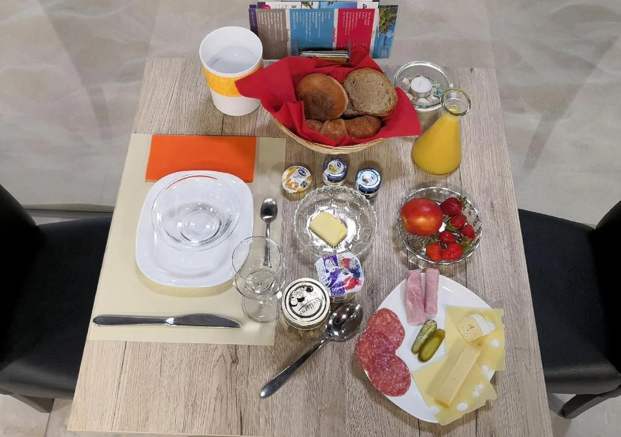 Restaurant/places to eat in BeachIN - Sport, Events, Hotel, Restaurant, Bar