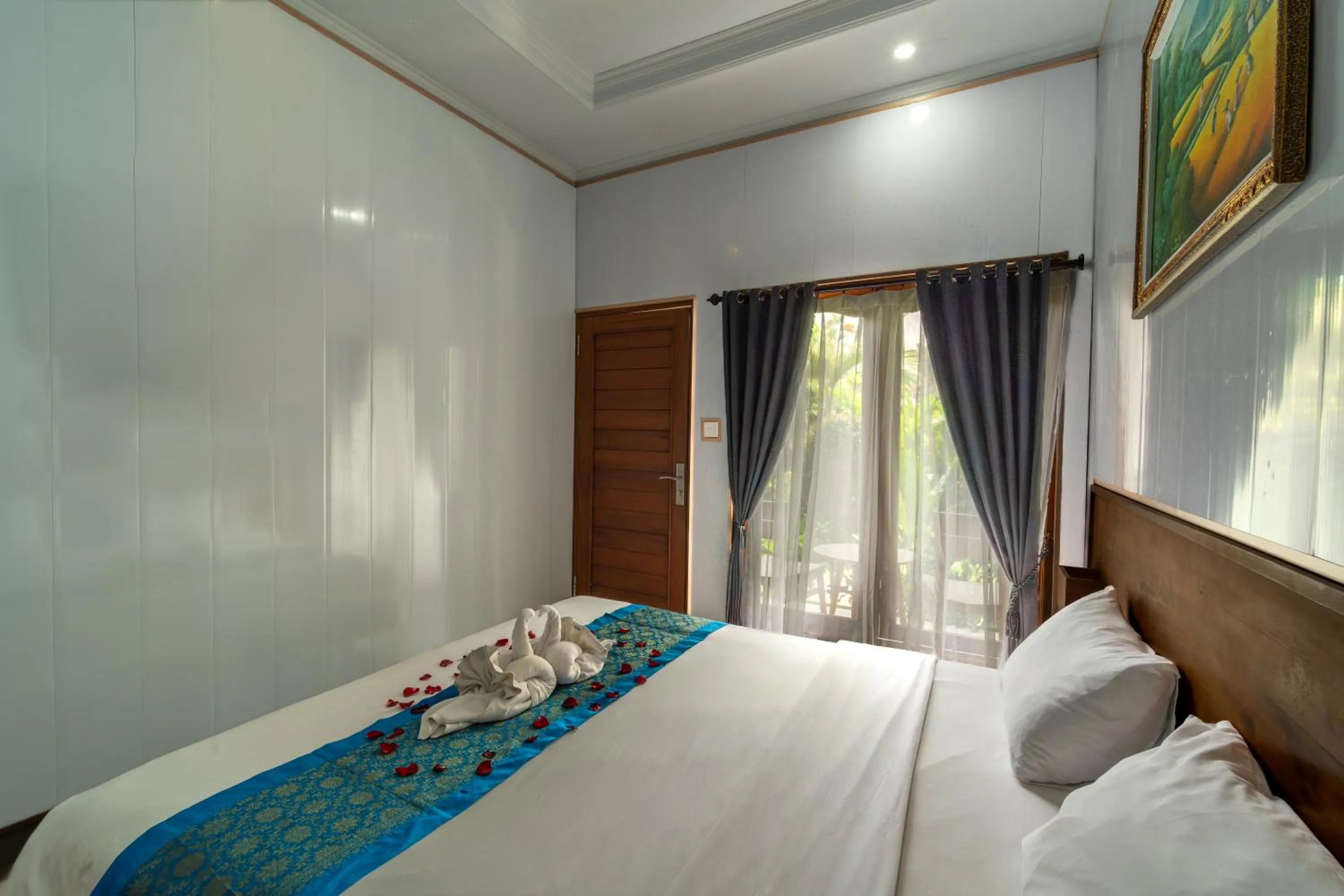 Photo of the whole room, Bed in Astana House