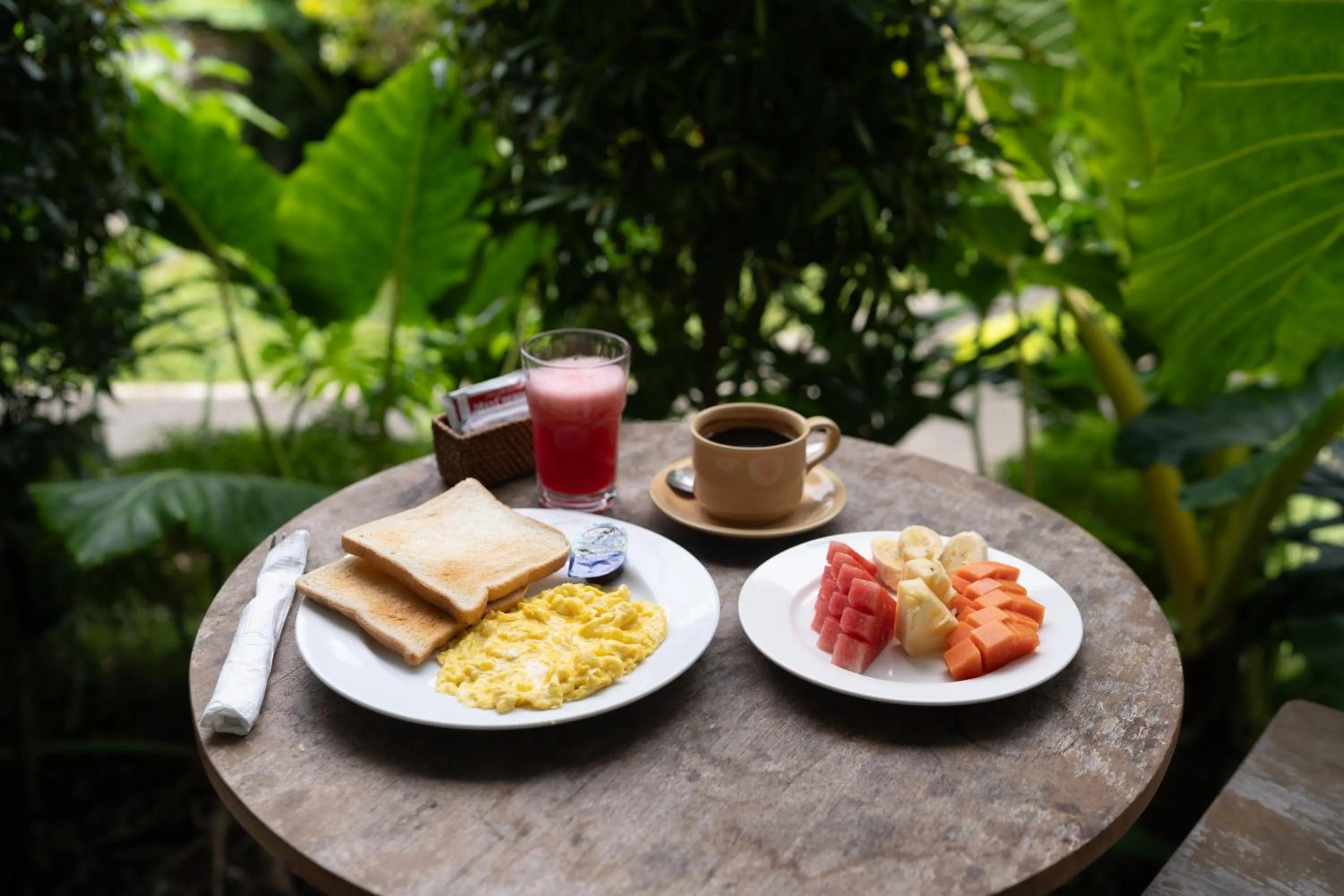 Food in Astana House