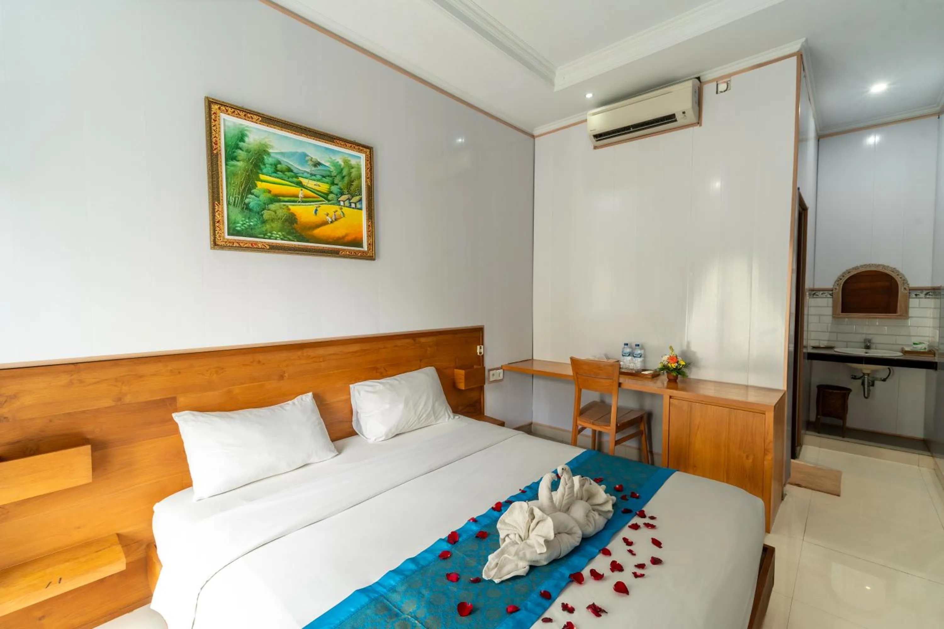 Photo of the whole room, Bed in Astana House