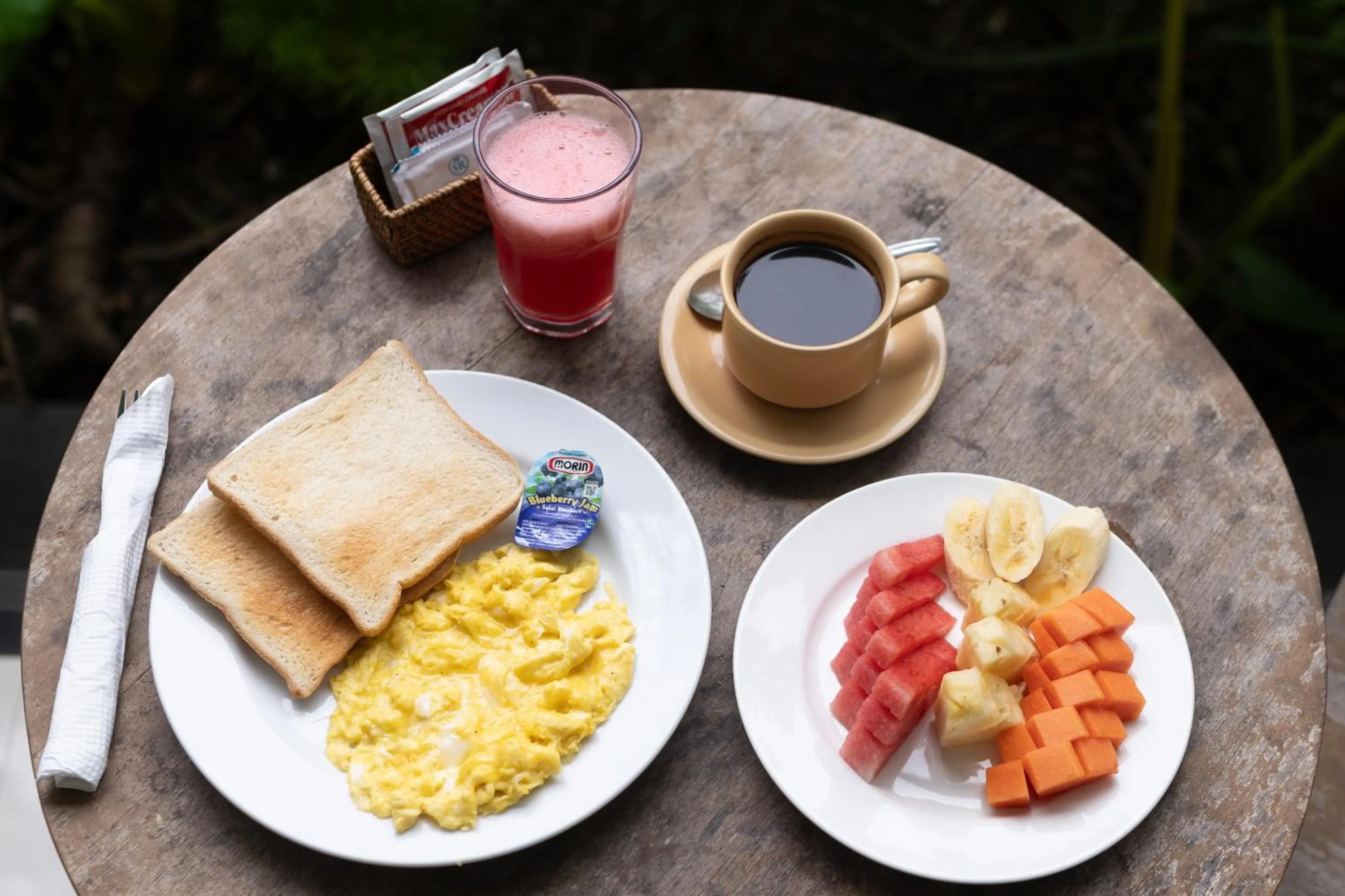 Food in Astana House