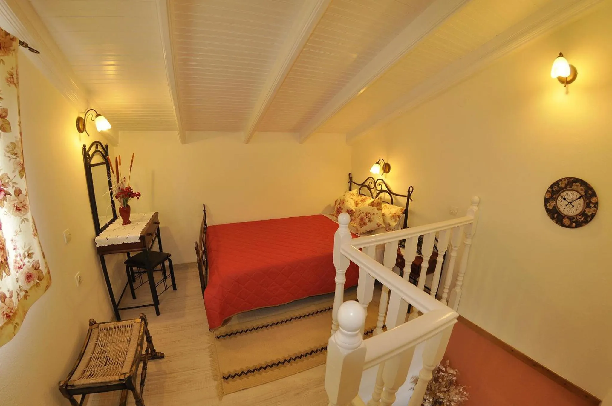 Day in Mazis Apartments