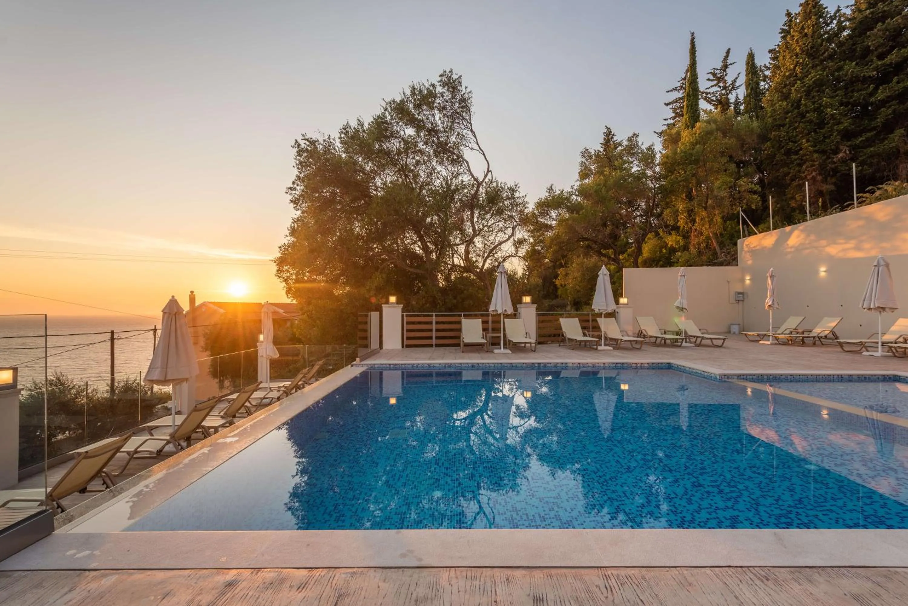 Property building in Mazis Apartments